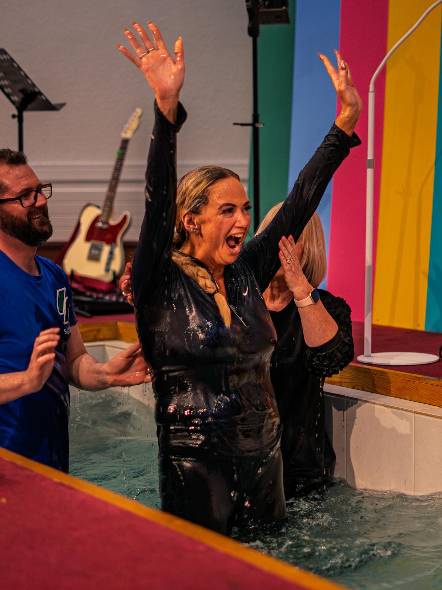 WHAT. A. NIGHT. 🎉
Last night was a special one. Ending Easter Sunday by celebrating baptisms together was such a joy, and we’re so thankful for all that God is doing in people’s lives.
