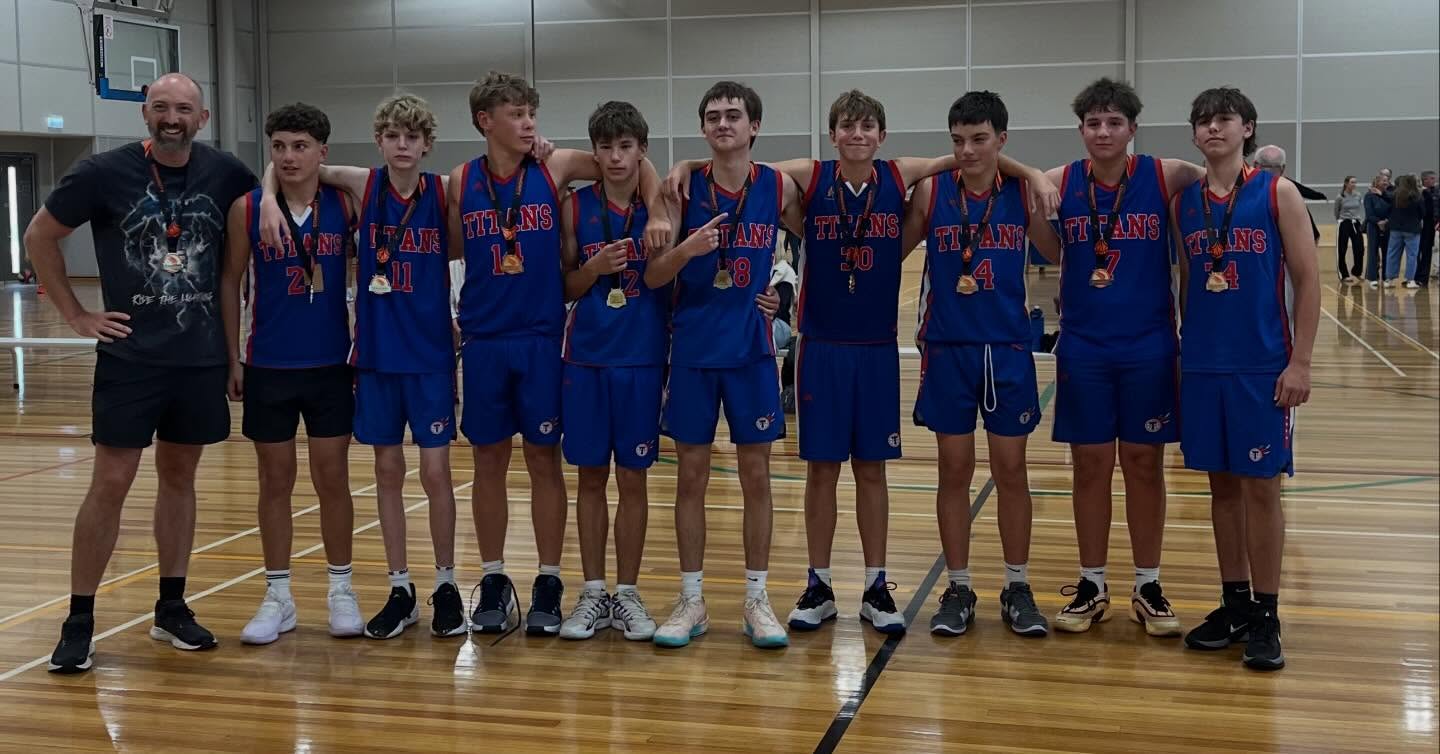 When the team gets it DONE on the day.
💙❤️