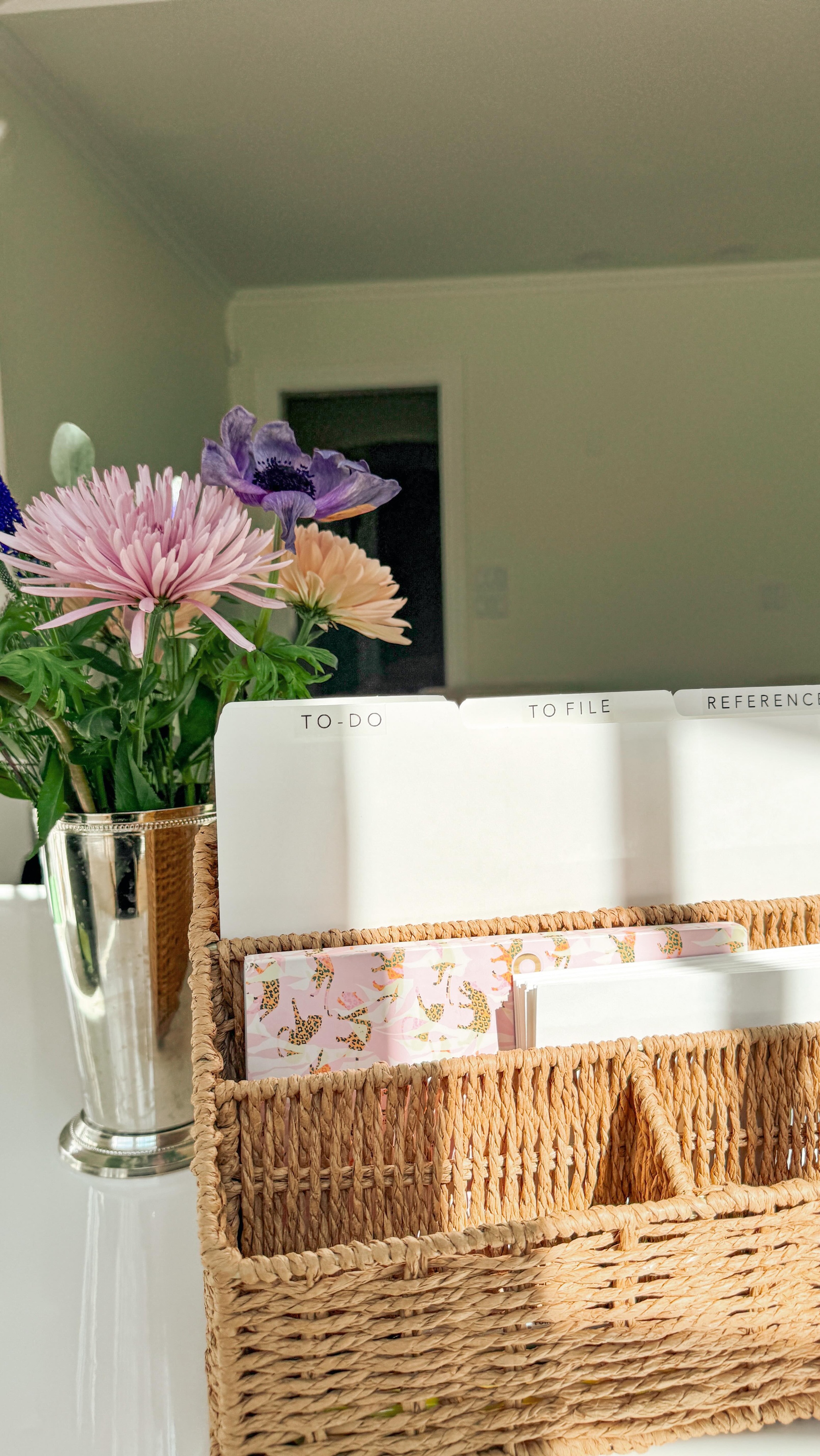 your home needs a command center. we built this one from scratch — typed the labels on our phone, printed, cut, and customized for this family’s real life. you can do this too. 🤍
would you set this up in your home? tell us below ✨
#homeorganization #organizationtips #professionalorganizer