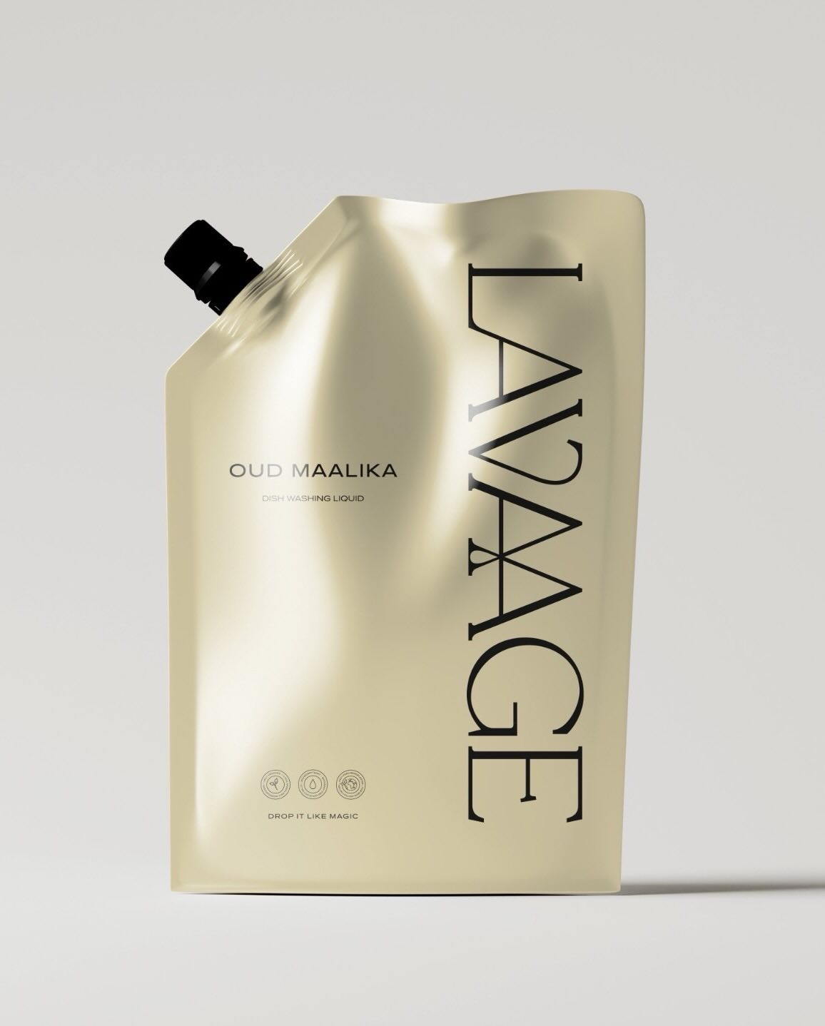 It’s not about cleaning.
It’s about claiming a moment.
Ett projekt jag jobbat med den senaste tiden.
Från känsla till form, identitet och förpackning.
Lavaage. @lavaage
First drop: Oud Maalika.