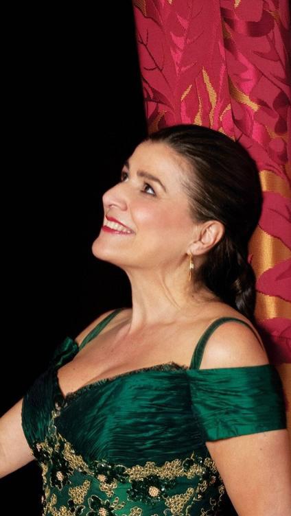 Cecilia Bartoli singing “Sposa son disprezzata” from Vivaldi’s “Bajazet”
Follow @operavoci for more videos
#belcanto
#ceciliabartoli
#baroquemusic