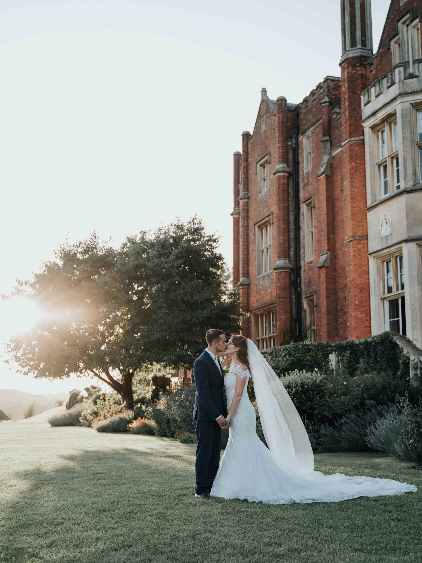 We're so excited for our 2026 wedding season!
Looking forward to being part of our couples' unforgettable days this year. 📸❤️
@devere_latimerestateweddings
#weddingphotographer #buckinghamshireweddingphotographer #deverelatimerestate #oxfordweddingphotographer #londonweddingphotographer