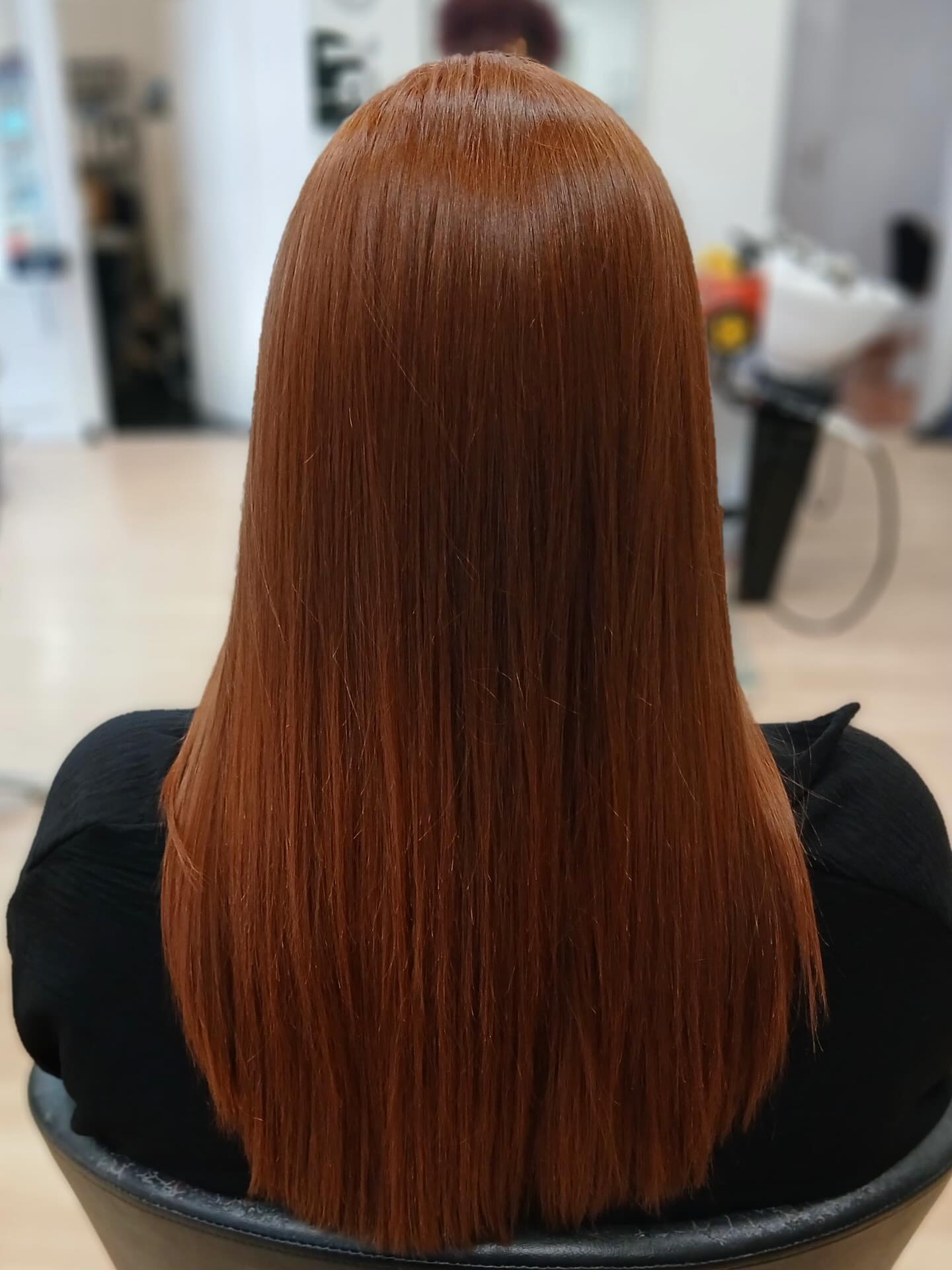🌸 Le printemps est le moment parfait pour oser le changement 🌸
Envie d’un nouveau look ? C’est votre signe✨
Osez le changement, on s’occupe du reste
📩 Réservez votre rendez-vous dès maintenant
📍Ryanhair Ingeldorf
💇🏻♀️Par Analiza
#balayage #coleur #hairstyles #luxembourg