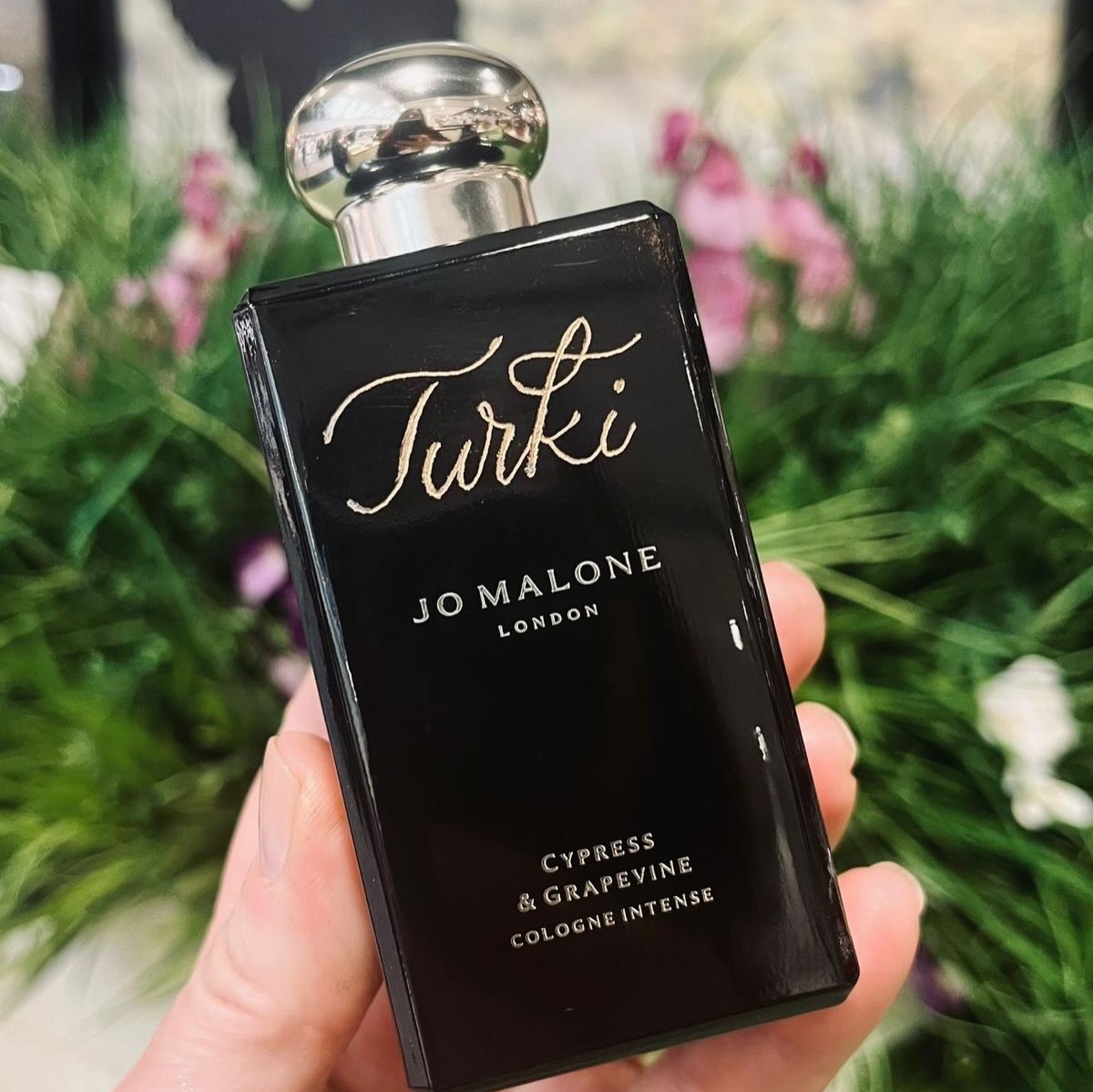 A little glimpse into our Easter weekend with Jo Malone London â¨
We love engraving names onto fragrance bottles, adding that extra layer of meaning to each gift.
Itâs always lovely meeting so many of you, hearing the stories behind each purchase, and seeing your reactions as your bottles are transformed into keepsakes.
@jomalonelondon #jomalonelondon #handengraved #personalisation