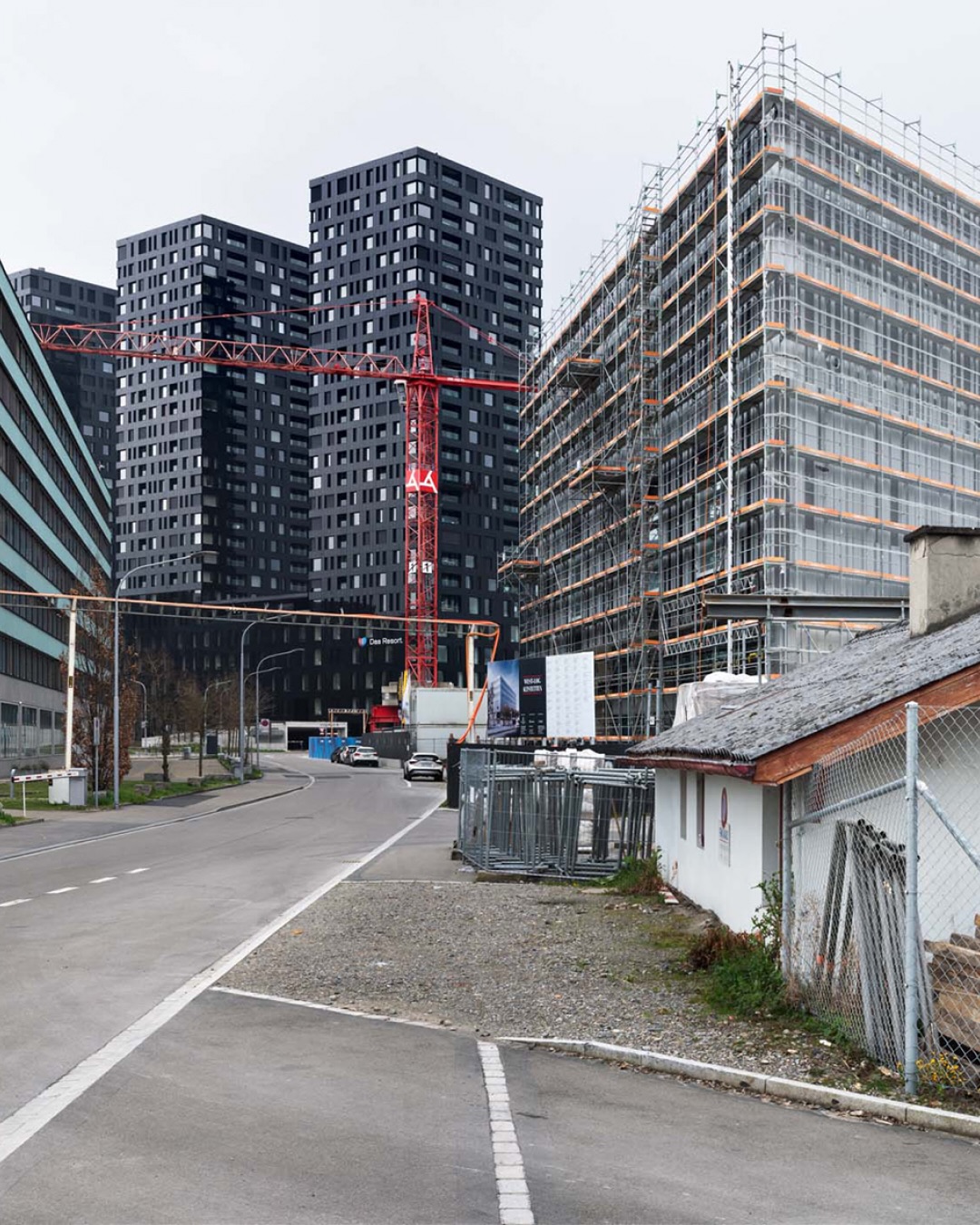 Spillover is now available worldwide!
Switzerland as a leading international financial center has faced a number of challenges in recent years: the global financial crisis of 2007–09; the near-collapse of UBS, the country’s largest bank, in 2008; disputes over Swiss banking secrecy; the 2010 Euro crisis; and, most recently, the emergency takeover of Credit Suisse by its rival UBS. In Spillover, Peter Püntener, a freelance photographer and former employee of the Swiss National Bank, attempts to visually capture these far-reaching events.
At the core of the book are portraits of around 90 decision-makers who were closely involved in overcoming these crises. They are supplemented with views of rooms and buildings of Swiss and European institutions where the decisions were actually made. The effects of the bursting real-estate bubble in individual eurozone countries in 2008 become strikingly visible in views of landscapes in Greece, Ireland, and Spain, which are juxtaposed with pictures of the simultaneous construction boom in Switzerland.
An essay by Tobias Straumann, professor of modern and economic history at the University of Zurich, quotes from interviews with portrayed protagonists, while a chronology of events completes this visual account of the greatest challenges the Swiss financial center has been facing in decades, and invites a reflection on its future.
***
Photographs by and edited by Peter Püntener
Book design by Bonbon, Zurich
@bonbon_zurich
Printed by DZA, Druckerei zur Altenburg
@dza.druck
#scheideggerspiess #switzerlandfinance #realestatebubbleburst #decisionmakers #photobook