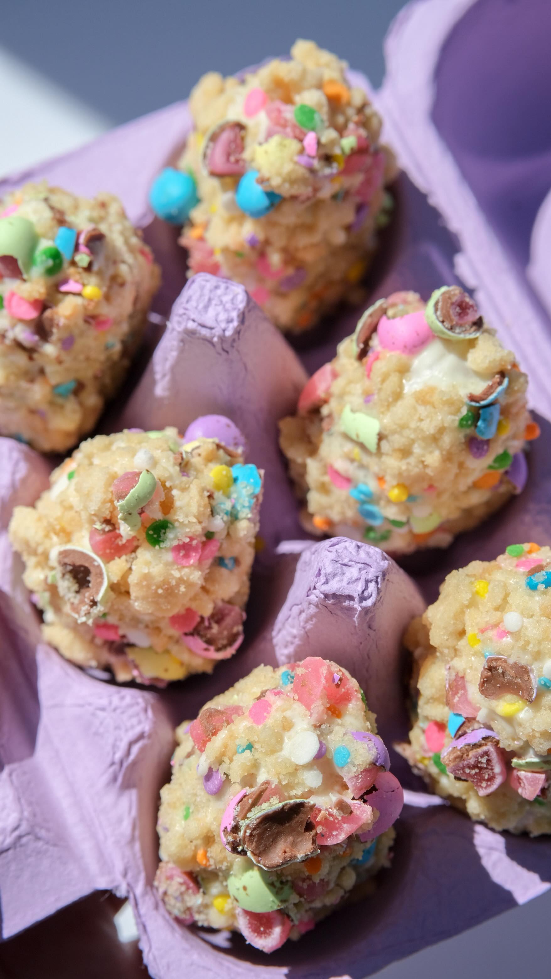 Easter eggs
Speckled eggs inspired party balls !! 🎉🥚
#eastereggs #speckledeggs