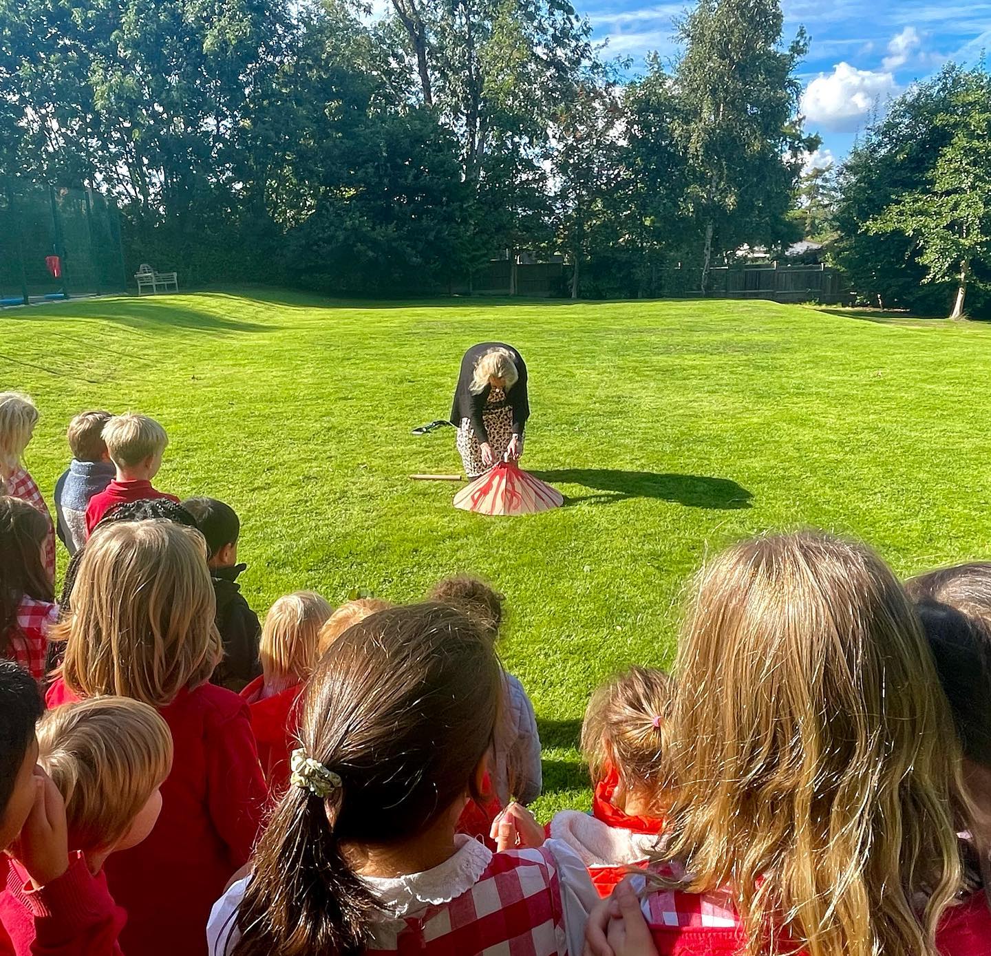 Fun with volcanoes…
#montessorifun #montessorieastkent #montessorinurserykent #montessoriactivity #montessorimaidstone