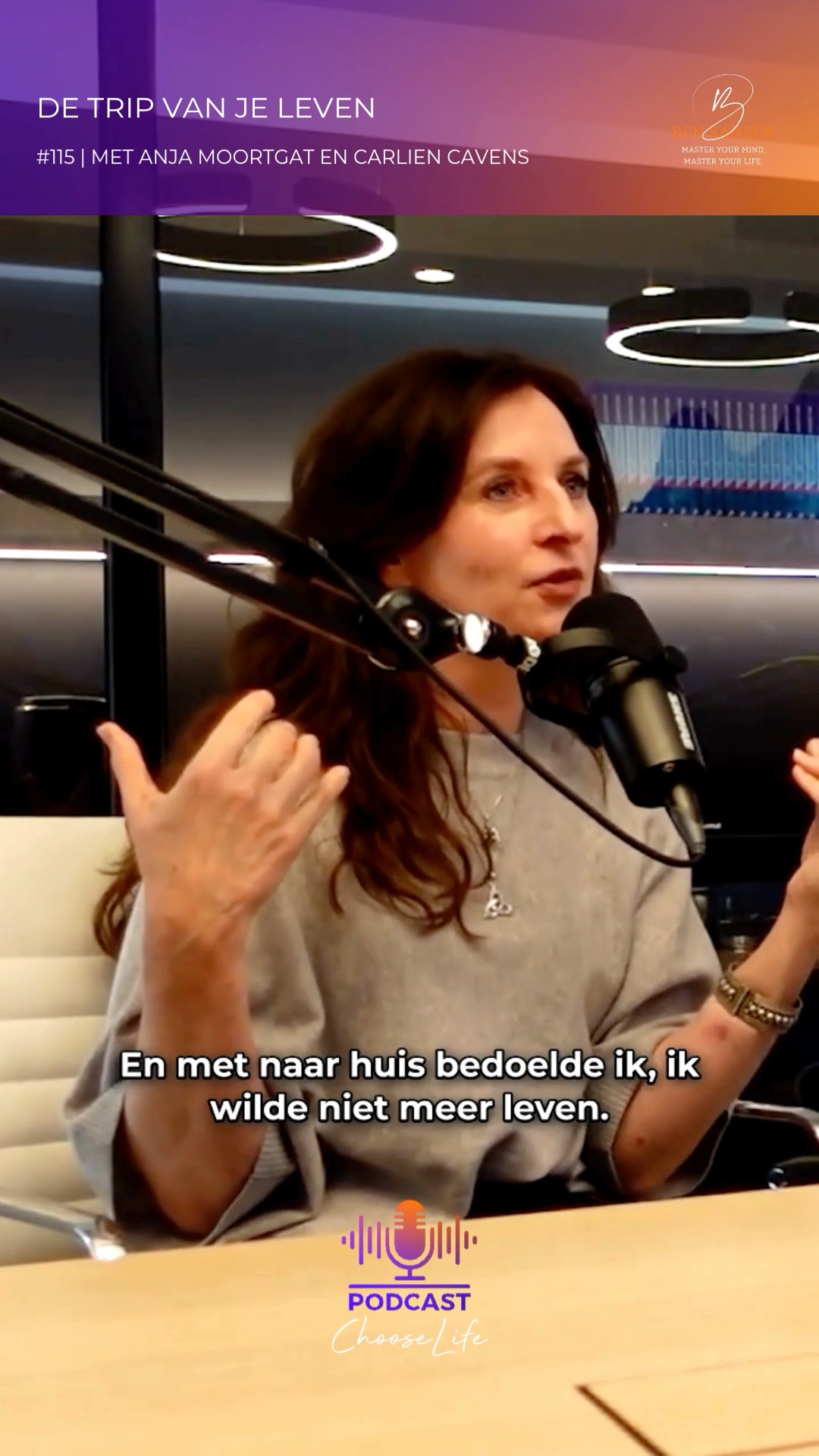 Ik heb heel mijn leven verlangd naar ‘going home’.
Daarbij had ik zelfs het idee ‘pas na de dood begint de gelukzaligheid en de bless’.
Wat psychedelica me heeft laten voelen is ‘ik ben al home, ik ben al thuis’.
Tijdens een ceremonie voelde ik een veel diepere verbondenheid met mezelf.
En ook al voel ik soms ook nog angst…
door het contact met mijn kern heb ik mijn eigen veilige plek waar ik altijd kan thuiskomen.
Beluister nu aflevering 115 van de Choose Life podcast! 🎧
#ChooseLife #BenSansen #CarlienCavens #AnjaMoortgat #mentalegezondheidheid #podcast #psychedelica