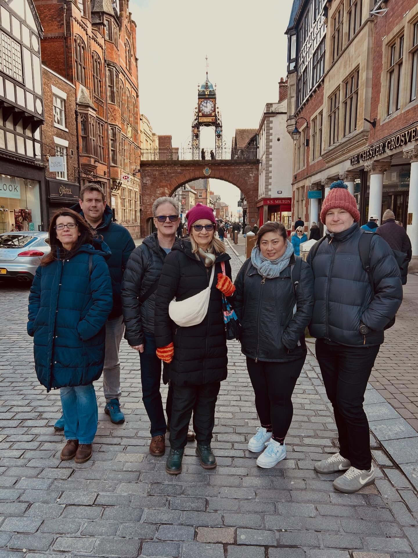 * Happy Cheshire Day * Out this morning for a #walkingtour of #chester for #cheshireday. The day is a historical reference to the date the county was given its own Charter of Liberties by King Edward I in 1300 — in effect its own Magna Carta. Find and book more Cheshire day talks and tours today @chestervisitorinformation #chestertouristguide #chesterguidedtour @britainsbestguides @visitchesterandcheshire @heritagechester