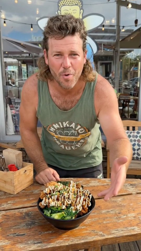 💥 SPECIALS 💥 we are rocking new weekly specials lunch & dinner to help with rhe burden of the cost of everything. 🤙🏼💙 #lunch #dinner #whitianga