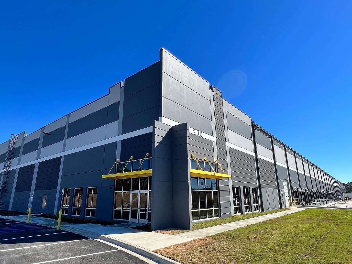 We are excited to wrap up a great looking 208,000sf project in Calera, AL along the I-65 corridor. #tiltupconstruction