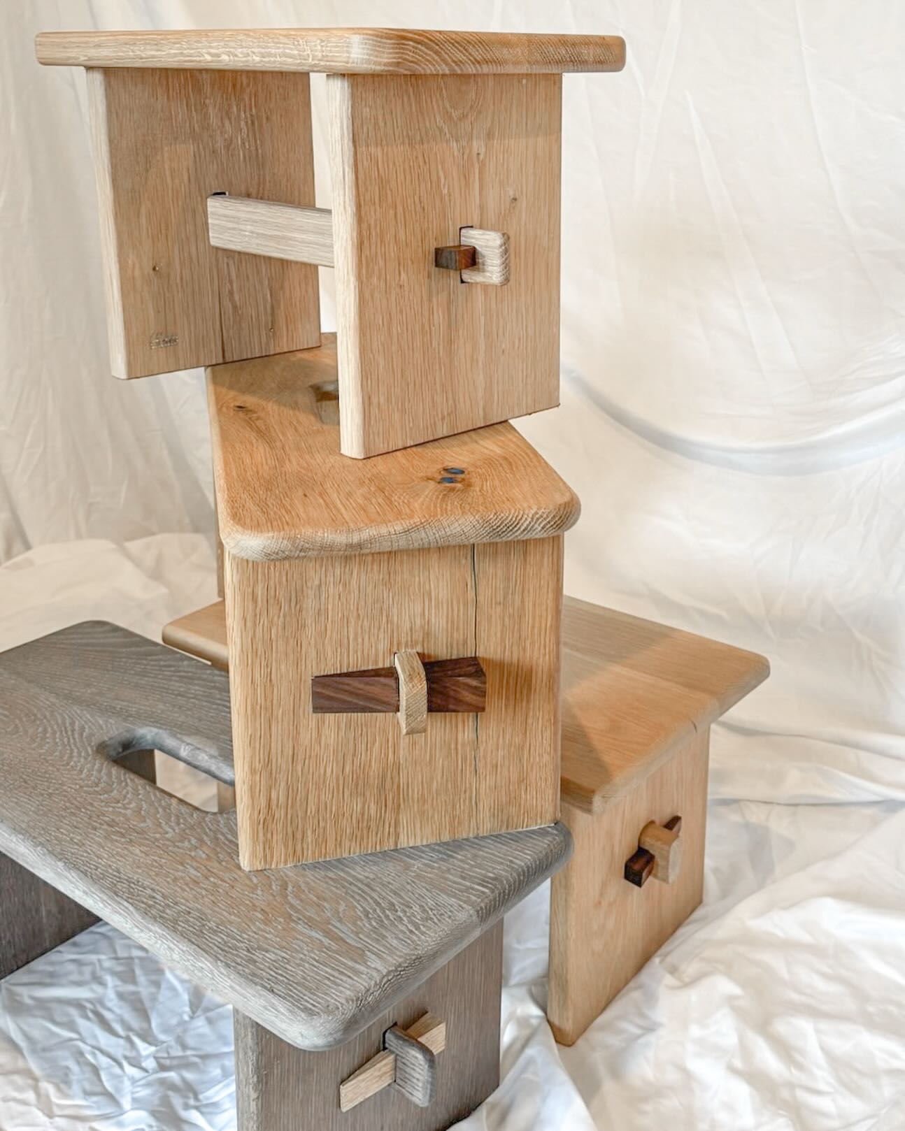 step right up
🪜🪜🪜
#handcraftedfurniture #atlantahomes #interiordesign #woodworking #stillamstudios