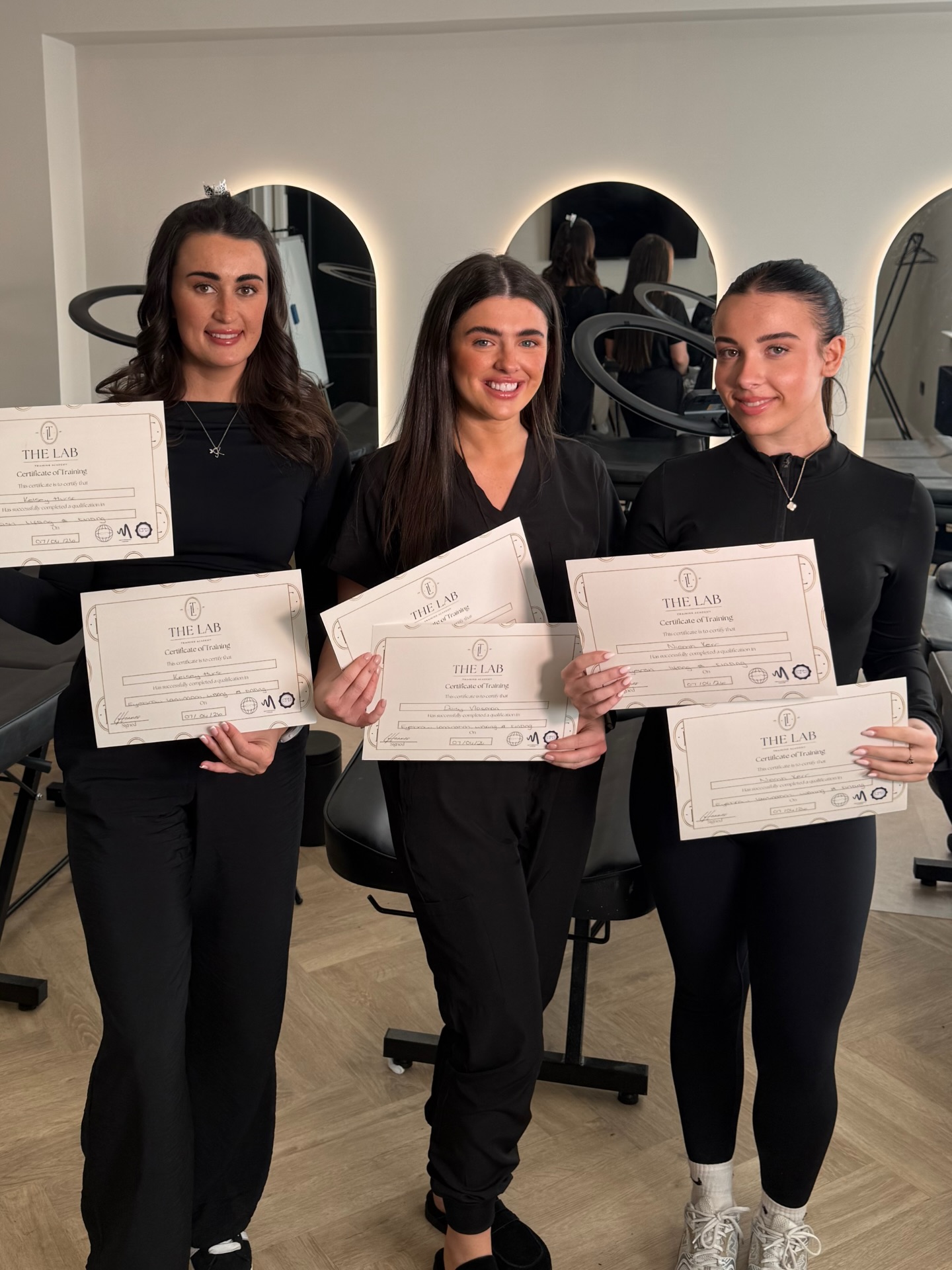 In my successful girl era… and I’m bringing my girls with me ✨
Another group of talented women officially certified in lash lifting, brow lamination, waxing & tinting… and ready to start (or level up) their beauty careers 📈
Watching you all walk in with nerves and leave with confidence, skill, and a whole new income stream will never get old 🫶🏼
This is more than just a course… it’s the start of something powerful ⚡️
If you’ve been waiting for a sign to invest in yourself, this is it 👀👇🏼
Your successful girl era starts here too 💌
📍UK & Dubai training dates available
📩 DM “ACADEMY” to secure your space
#BeautyTrainingUK #BrowLaminationCourse #LashLiftTraining #BossGirlEra #BeautyAcademy