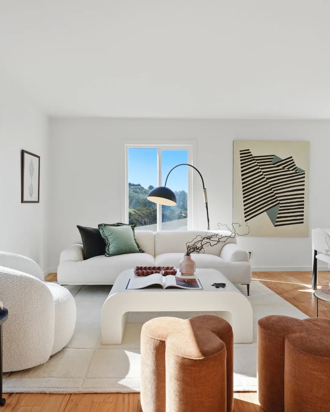 A beautiful Pacifica home that we shot for @gretsieglock! š
š” 14 Cragmont Ct | Already pending! š„³
šø @evokemedia.re
#bayareahomes #sanjosehomes #pacificahomes #siliconvalleyrealestate #bayarearealestatephotographer