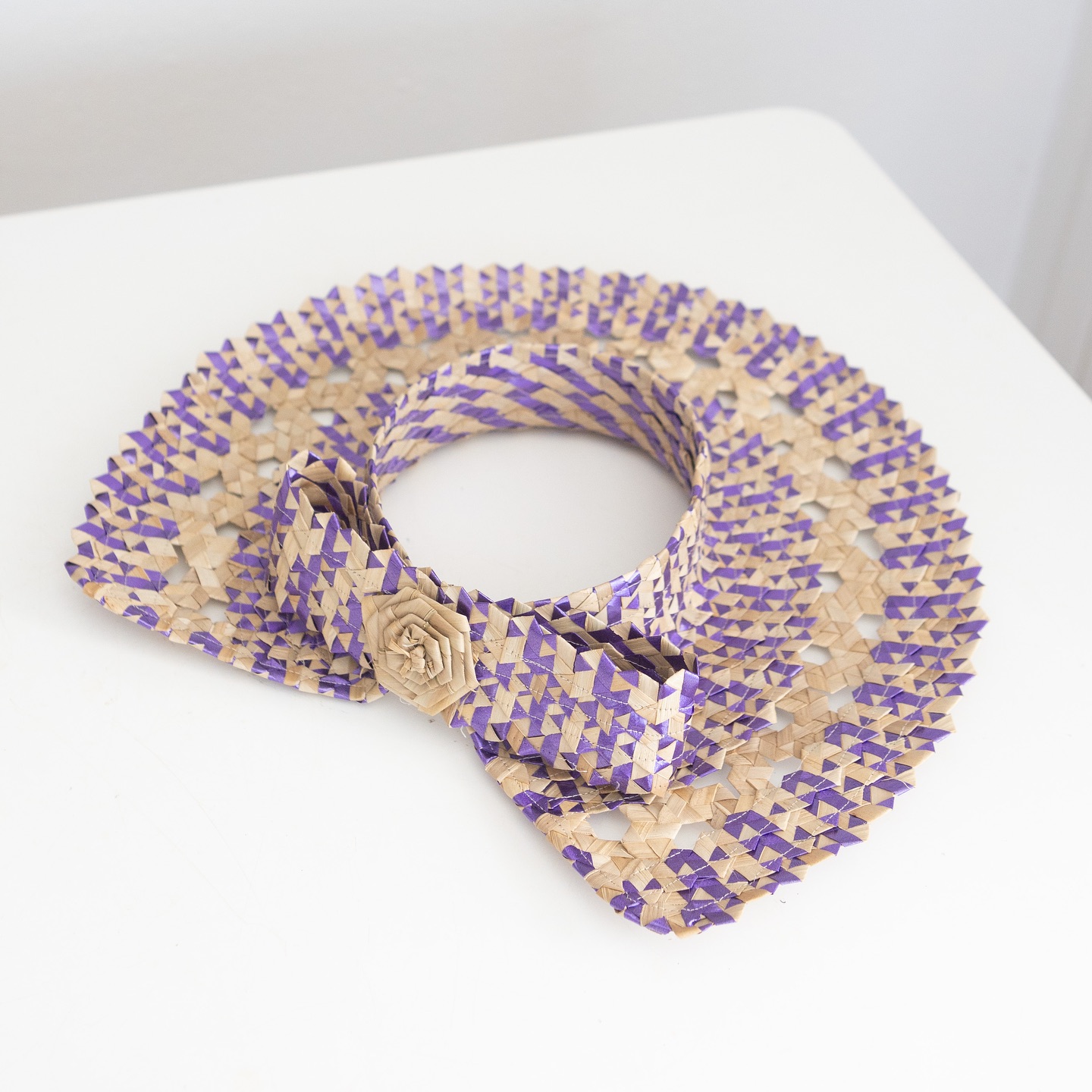 why be simple when you can be stunning✨
Shop pieces from our colored ribbon collection available for purchase 🧺
Visit our website
Link in bio
🌴 #tahitianwoventhings 🧺 #raraawoven
✨ #wovenhats #wovenbags #tahitianwovenhats #tahitianwovenbags