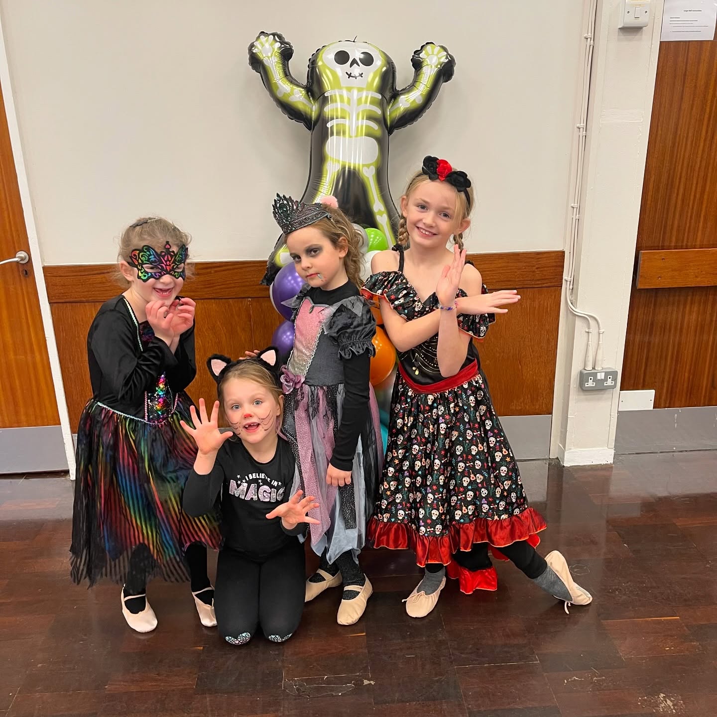 #MondayFunday Bringing it back to October when we had fun in classes for our Halloween Week! ππ»
Our Minis and Juniors are super adorβ¦ I meanβ¦ scary π§π