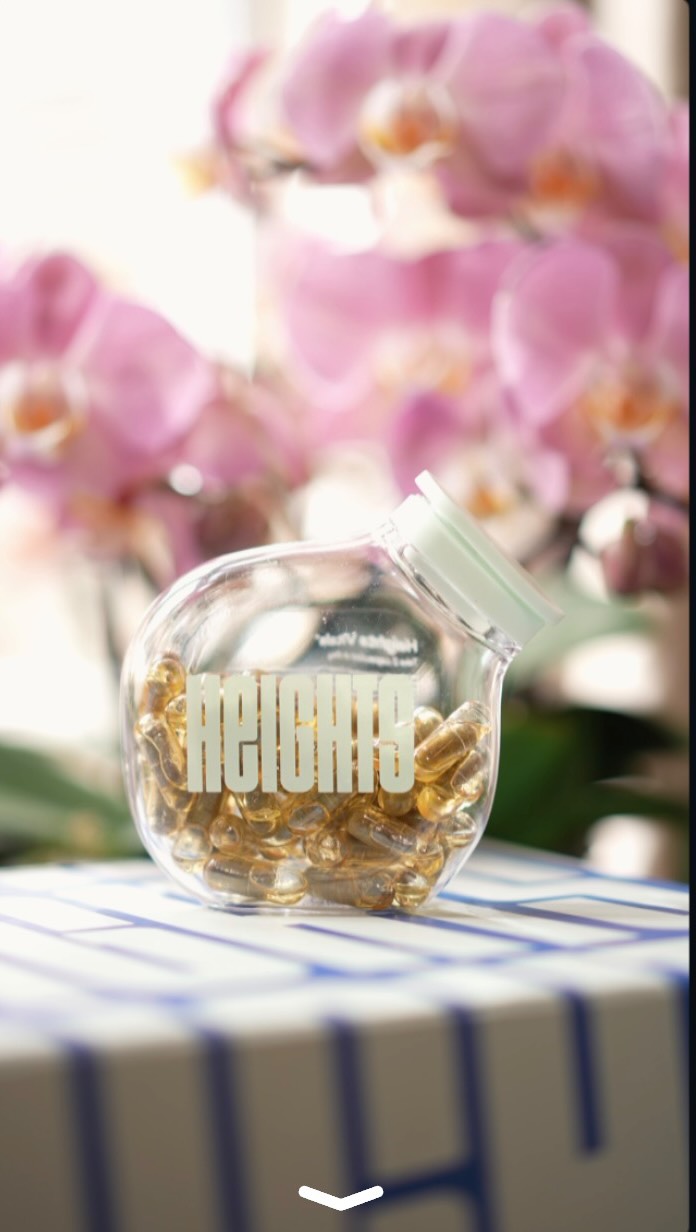 @Heights Vitals - Precise, daily support for how you think, feel, and perform.
Formulated with essential nutrients that work in harmony:
• Omega-3 (EPA & DHA) for brain function and clarity
• Vitamin D for mood and immune support
• B-complex for sustained energy and nervous system balance
• Magnesium and zinc for recovery and resilience
Use code : KIMXH30 for 20% off @heights
Would love to hear your thoughts. Please comment below and let’s keep the conversation going! @kimreartedesantiago
📸: @kohnobe