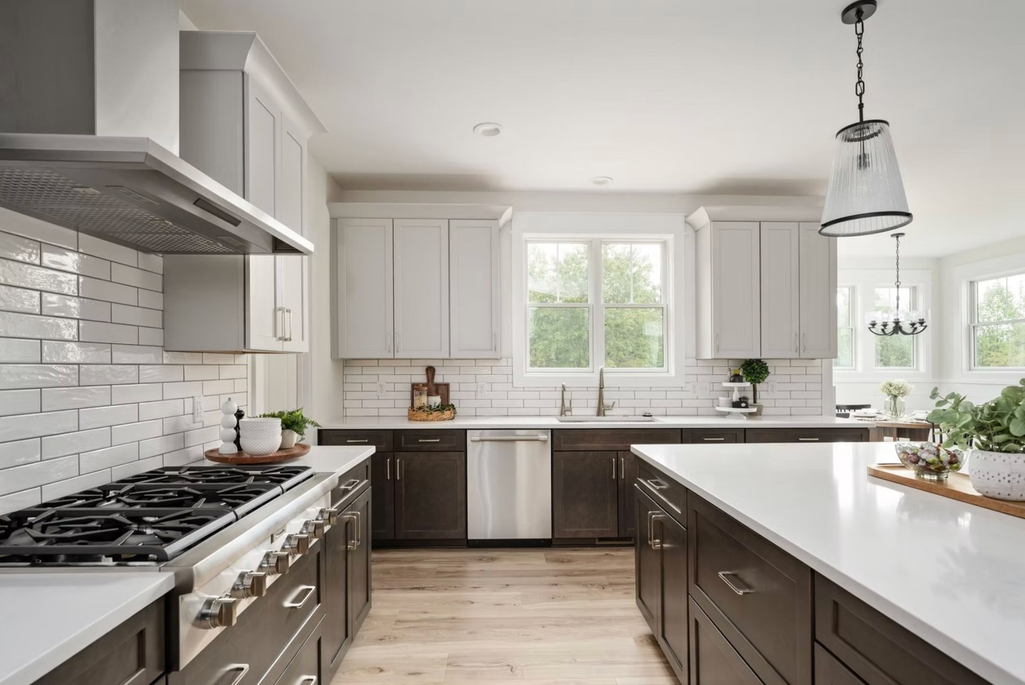 Spring into your next chapter. 🌼 Our quick delivery homes are ready and waiting. All the custom quality of Simply Home, on a timeline that fits your life. Call 540-706-3265 to schedule a tour.