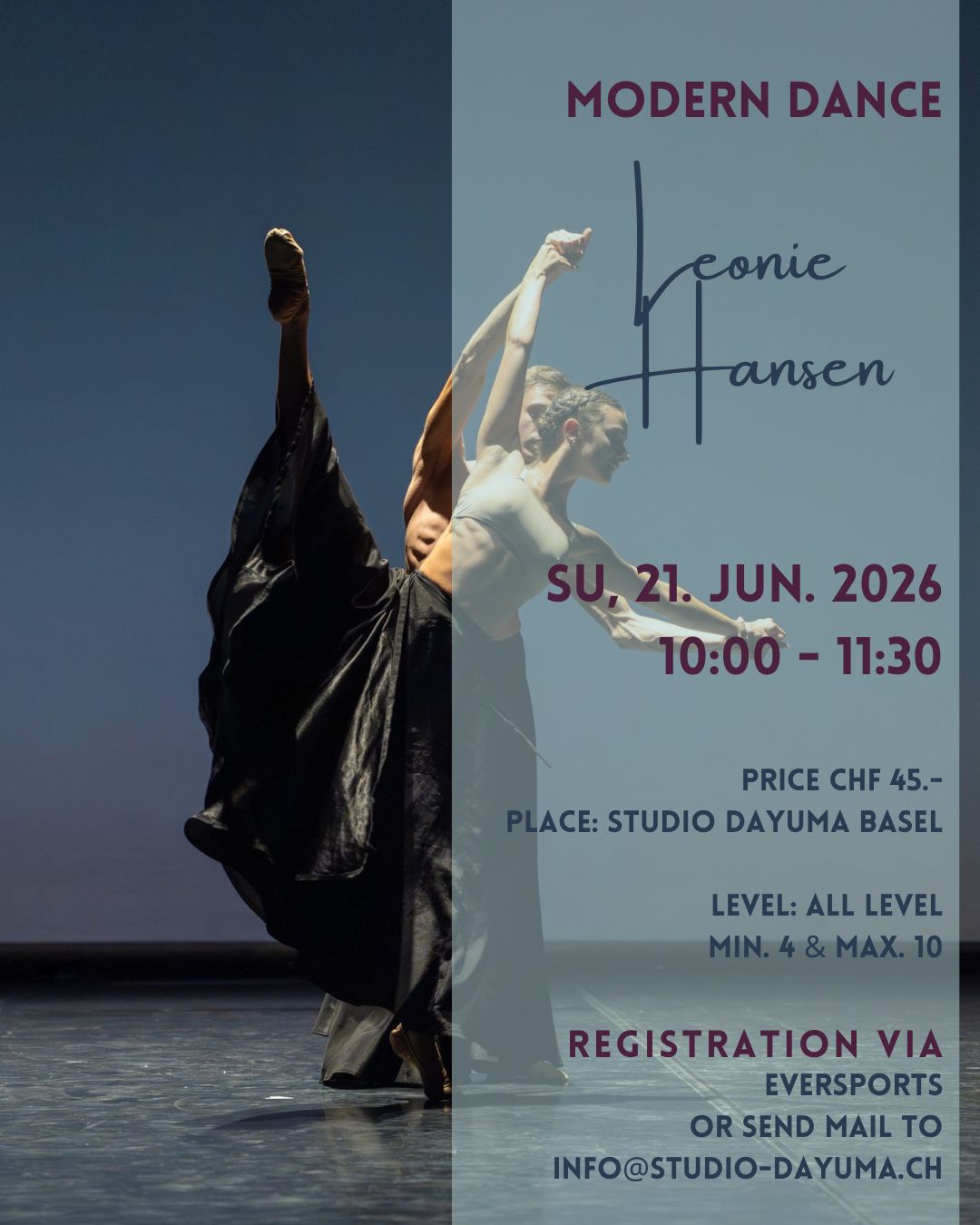 Move, flow & feel ✨
Am Sonntag, 21. Juni kommt Leonie Hansen zu uns ins Studio.
Wir freuen uns riesig, ihre Erfahrung und Energie mit euch zu teilen 🤍
Leonie ist professionelle Balletttänzerin und bringt nicht nur unglaublich viel Wissen mit, sondern auch eine ganz besondere Art zu unterrichten.
Workshops:
Modern Dance at Dayuma | 10:00–11:30 | 45 CHF
Modern Dance verbindet Bewegungselemente auf allen Ebenen. In diesem Workshop lernst du die Grundlagen von Modern/Contemporary Dance und Floorwork und erarbeitest eine kurze Choreografie mit fliessenden Übergängen, Drehungen und Floorwork-Techniken.
Du brauchst keine tänzerischen oder akrobatischen Vorkenntnisse. Bitte bring Socken mit, bei Bedarf auch Knieschoner.
Die perfekte Chance, dich noch mehr mit dem Boden zu verbinden 💃
Strength & Flex à la Ballerina | 11:40–12:55 | 35 CHF
Basierend auf der Erfahrung einer professionellen Tänzerin verbindet diese Klasse aktive Dehnungen mit funktionellem Krafttraining.
Dynamische, kontrollierte Bewegungen verbessern gezielt Flexibilität, Stabilität und Körperkontrolle.
Die Klasse beinhaltet ein Ganzkörper-Warm-up, Kräftigung sowie gezieltes Stretching einzelner Muskelgruppen.
Keine Vorkenntnisse nötig – alle Levels sind willkommen 🤍
Anmeldung via Eversports oder per Mail an info@studio-dayuma.ch
#ModernDance #LeonieHansen #Strength&Flex #workshop
🇬🇧 See the comments for the English version