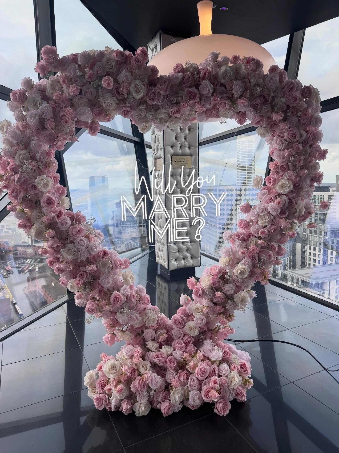 Pink floral heart 🩷 Perfect for a proposal set up.