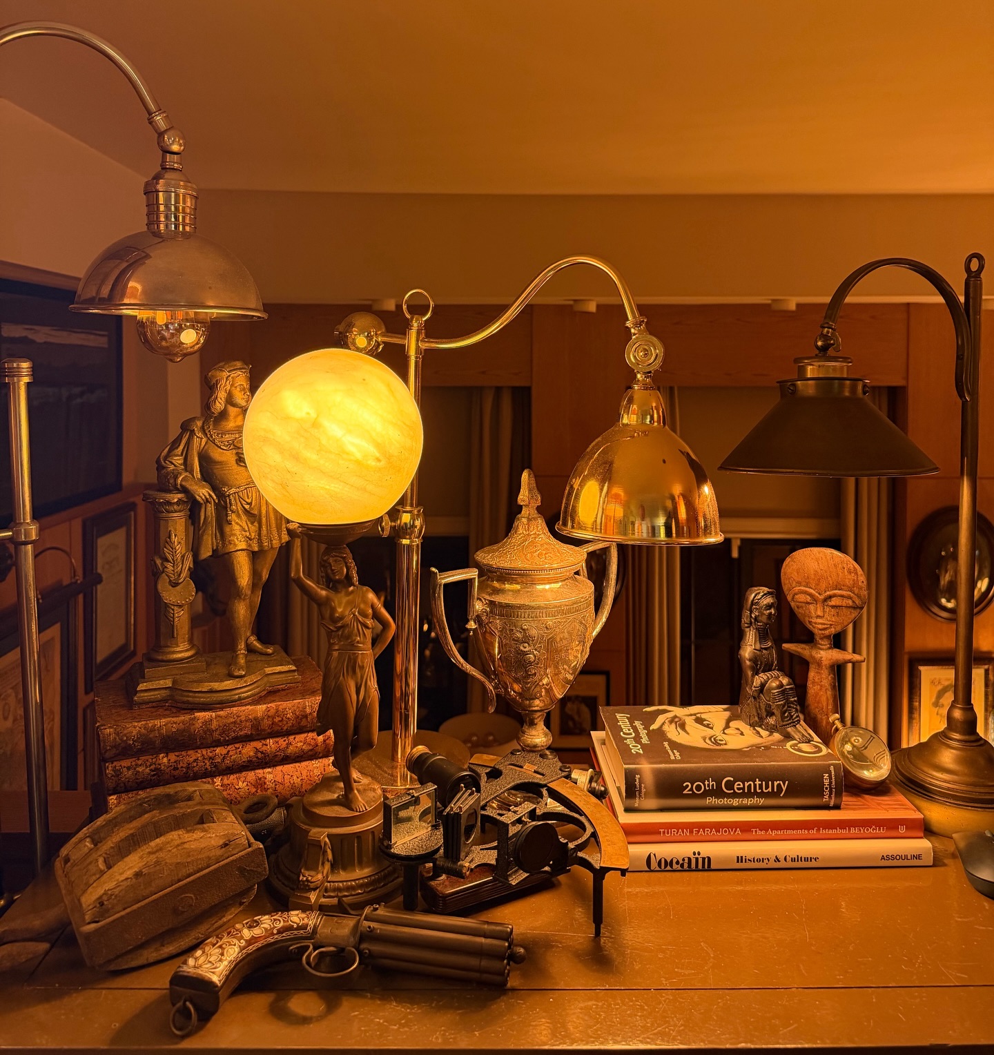 #AntiqueStore #AntiqueDealer #VintageShop #VintageStore #AntiqueCollectibles