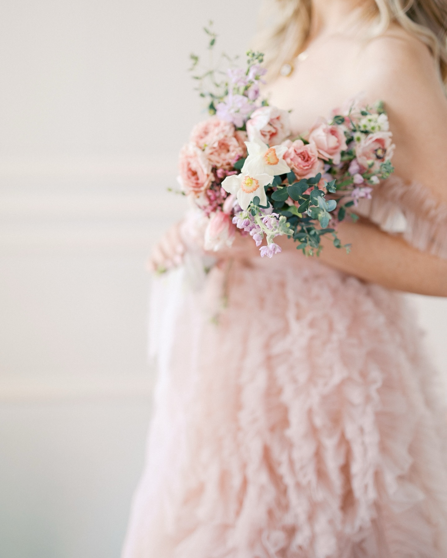 I am so excited about this spring/summer!!! I have lavender, tulip, cherry blossom and lilac shoots all lined up…. Give me all the flowers!!! Not to mention I’ll be planting climbing roses on my garden gazebo so hopefully those will be ready by fall. Still planning for rose, hydrangea and Dahlia shoots for fall!! It’s going to be a very floral year 😉