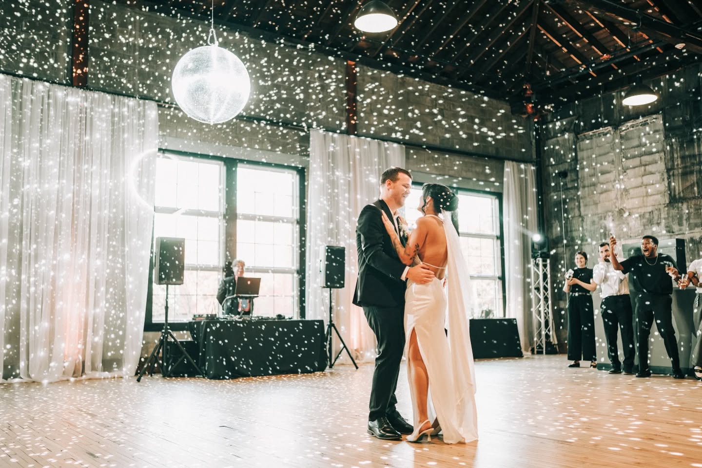 Portraits in front of the library
Pearls in her hair
Pre-ceremony beers
Soft white window drapes
A rockin' disco ball
Main Street sunset portraits
A cheeky cake cutting
A tender mother-bride dance
A velvet green settee
A dress change
A break-dancing set
And, of course, David Bowie
Venue, lighting, drapery: @oliopeabody
Photo and video: @annaivanovaphotoandfilm
Caterer: @premierbarservice
Disco ball: @jamesbillerlighting
Cuisine: @blueribbonbbq
Hotel: @fourpointssheratonwakefield
Bakery: @flourishbakeshoppe
Beauty: @cheeky.hairstudio @conmetics_beauty
Gown: @grace_loves_lace
#weddingday #brideandgroom #newenglandwedding #bostonwedding #historicweddingvenue