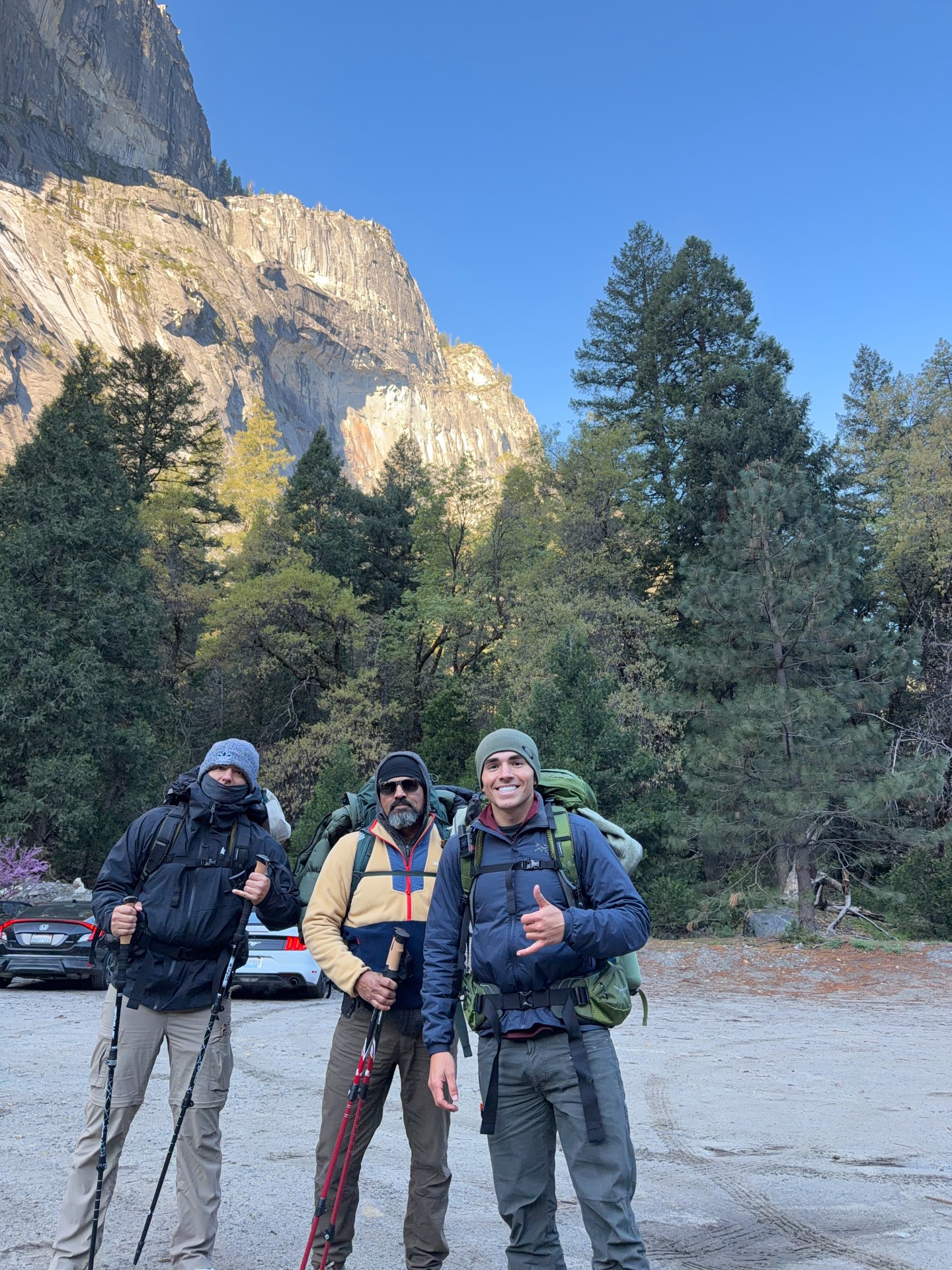 From our recent 3 day backpacking trip in Yosemite!!
YouTube video coming out soon🌲🔜
#cinematic #hiking #outdoors #backpacking #yosemite