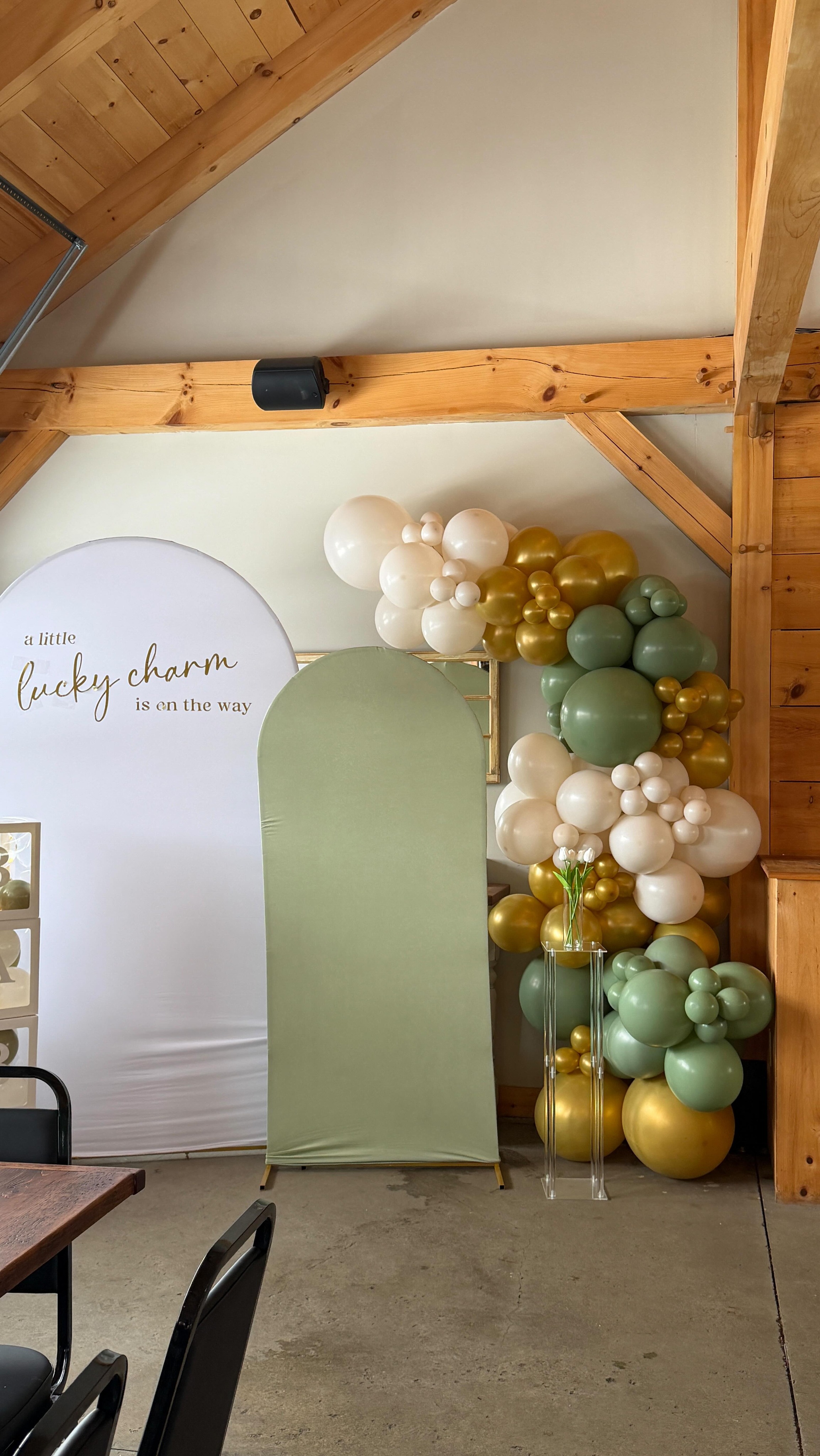 💕 We leave every event saying the same thing…
“That one might have been our favorite.”
Watching a space transform and seeing our clients celebrate is the best part of what we do. Every installation is designed to make your event feel unforgettable.
Planning a celebration soon?
Submit an inquiry through the link in our bio and let’s create something beautiful for your event. 🎈
#maineevents #maineeventplanner #balloondecor #eventdecor #maineparties