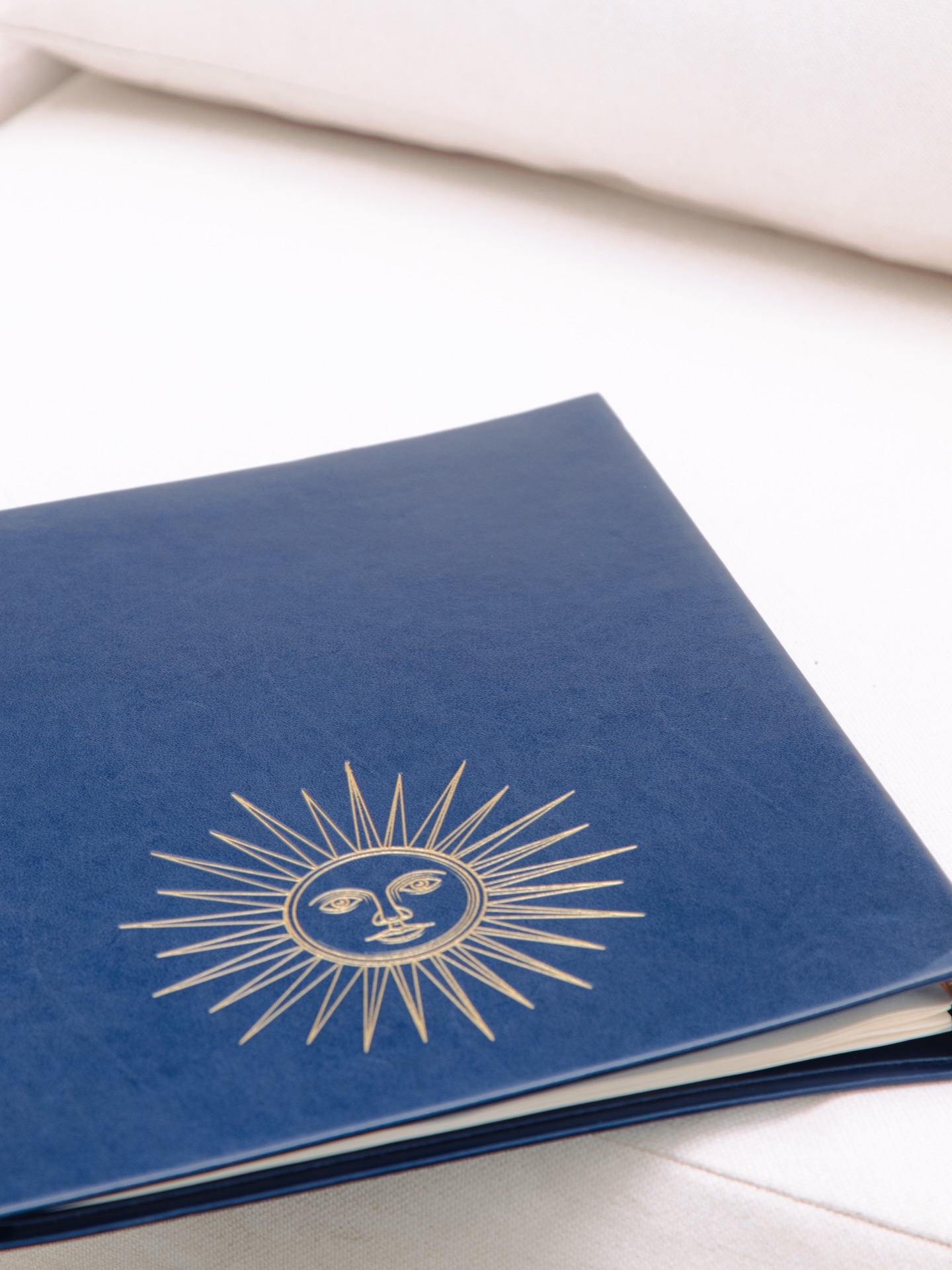 Where the sun meets elegance ✨
At Salute Ristorante, every detail is a reflection of warmth, refinement, and timeless Italian artistry, like the golden sun that graces our table.
Here, dining is not simply a meal, but a moment illuminated by flavor, atmosphere, and quiet sophistication.
From the first glance to the final course, experience a setting where fine dining feels both radiant and effortless.
•••
#salutepalmbeach #finedining #italianelegance #palmbeachdining #palmabeach