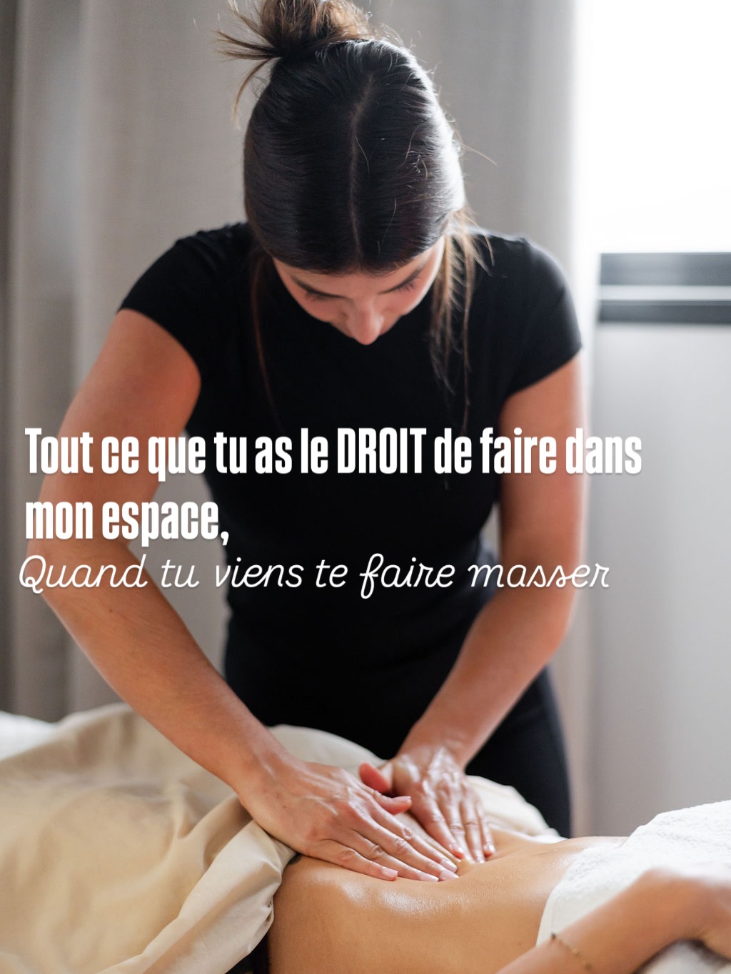 En venant te faire masser dans mon espace, tu dois ressortir détendu… mais surtout avec une vraie sensation de légèreté dans le corps.
Ici, chaque geste a un objectif : relancer, drainer, activer. Le rythme est maîtrisé, les mouvements sont précis, et tout est pensé pour aider ton corps à se libérer des tensions mais aussi à se remodeler en douceur.
Tu prends ce temps pour toi, tu déconnectes, tout en laissant ton corps travailler, alors profite de ce moment pour toi. 🤎
Léa, diététicienne et spécialiste en soin lymphatique
📍Coublevie - Le C3
📲 Rdv sur Doctolib