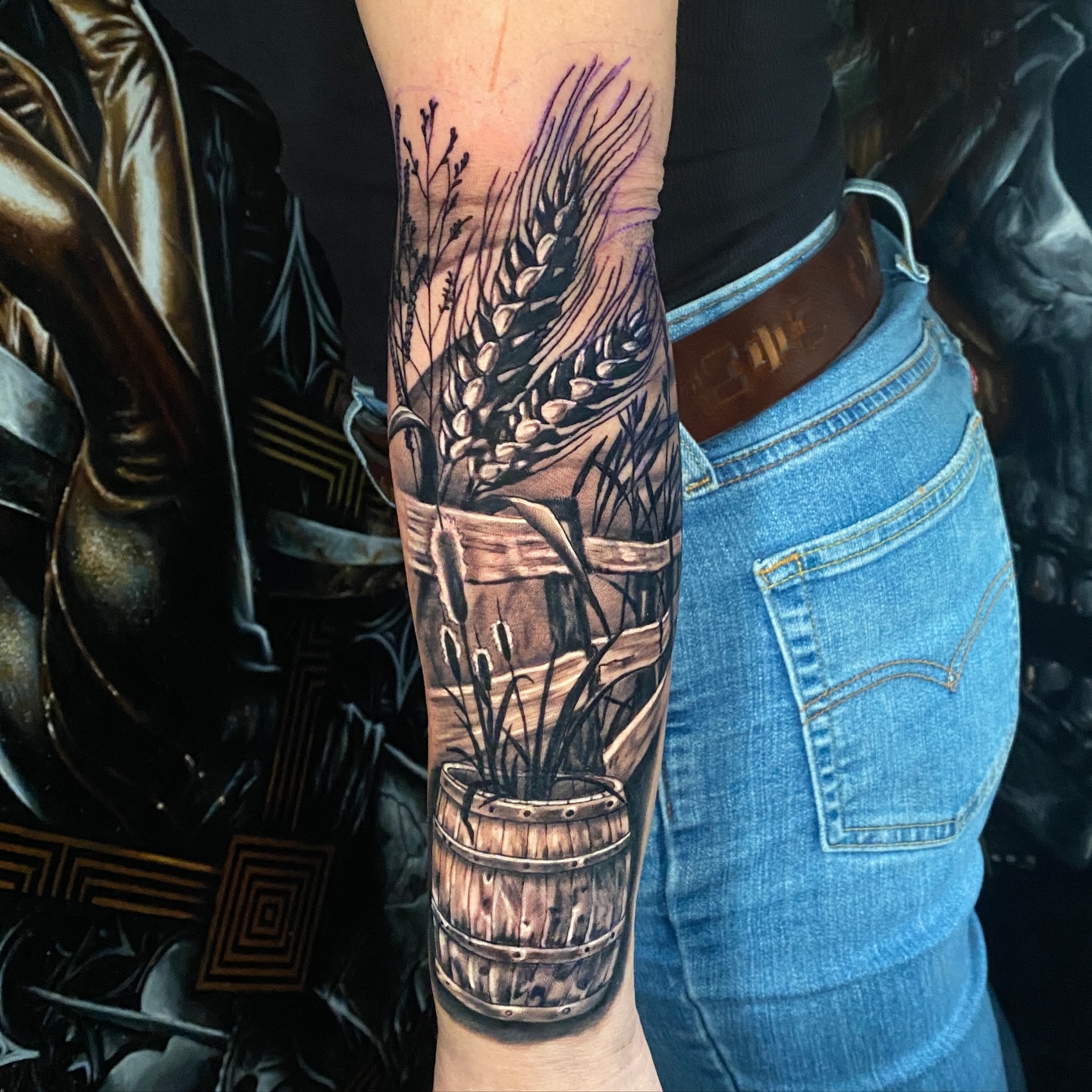 Started a second sleeve for @laura_pollice ! Stay tuned for more grasses, foliage, mosses, twigs and pinecones!
.
.
Follow @scottie.tattooer
And @nectarfinetattooing
.
.
#southernalberta #cattails #naturetattoo #barnwood #farminglife