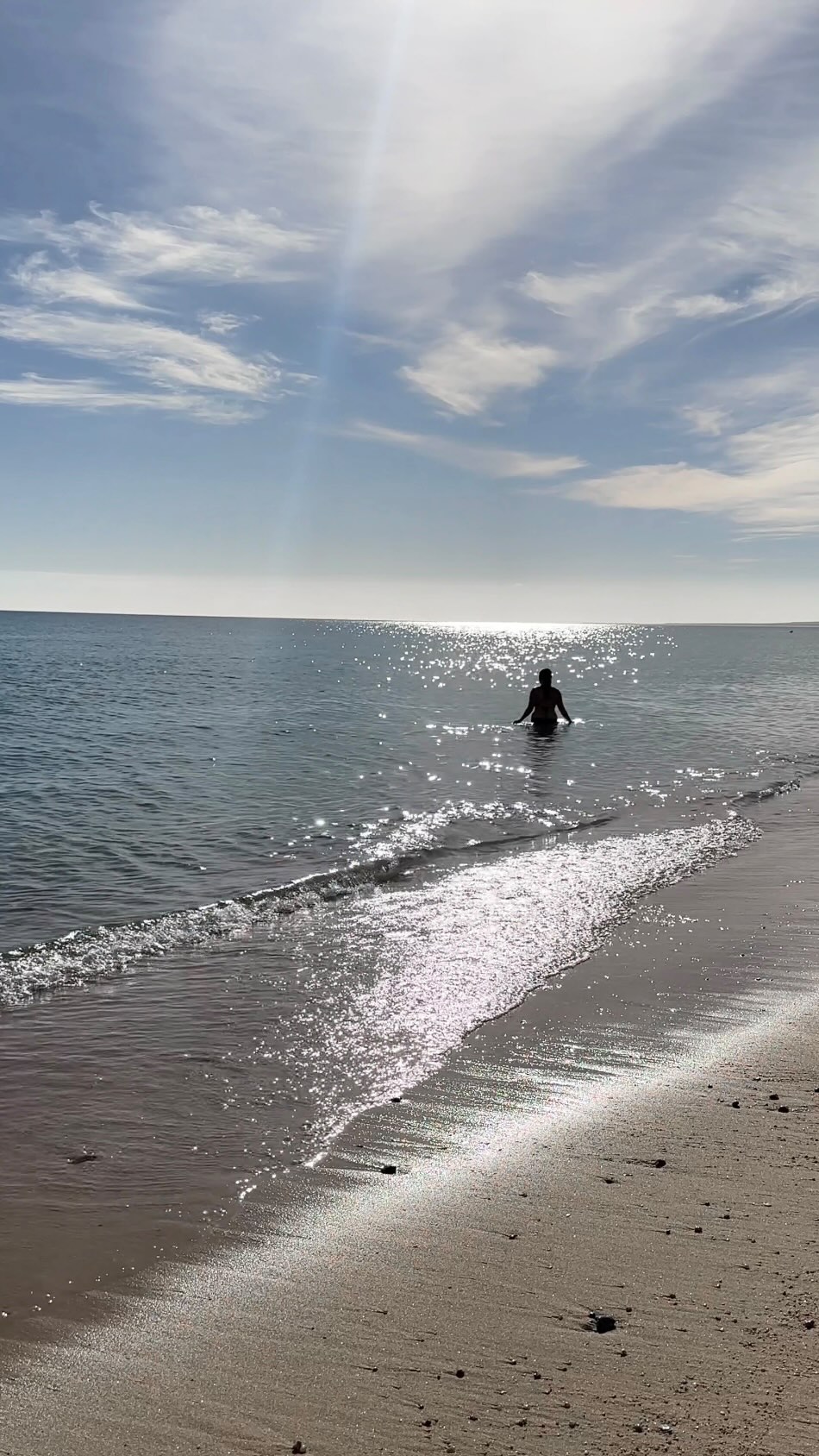 Nothing could ever compare 🩵🌊🧜🏼♀️
•
•
•
#oceansoul #oceanlover #protectouroceans #saltwaterheals #saltysoul