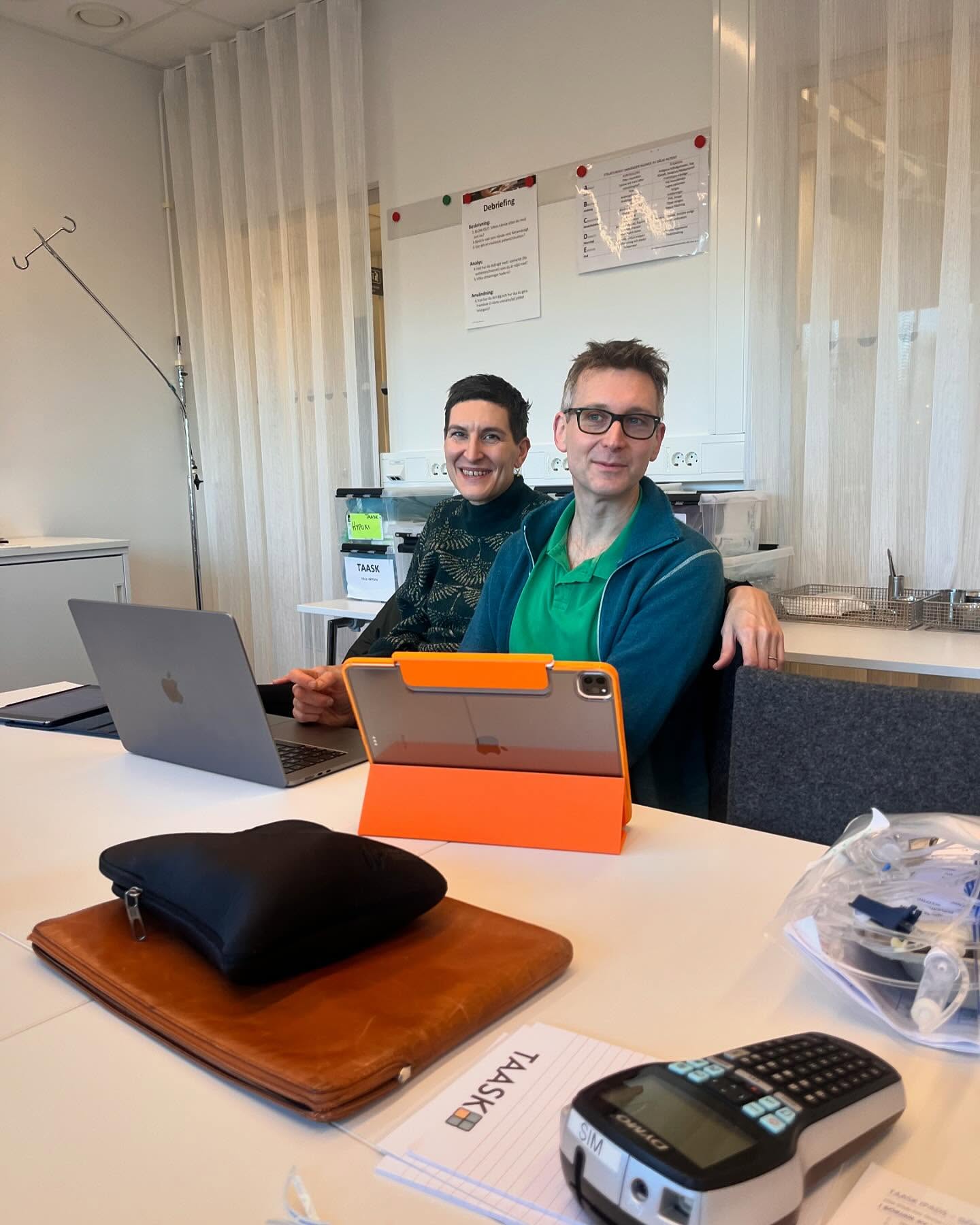I morgon välkomnar vi ett nytt gäng deltagare till TAASK Masterclass #72. Facilitatorerna kommer från olika ställen i landet och är alltid glada över att ses på planeringsdagen. #simulation #taaskmasterclass