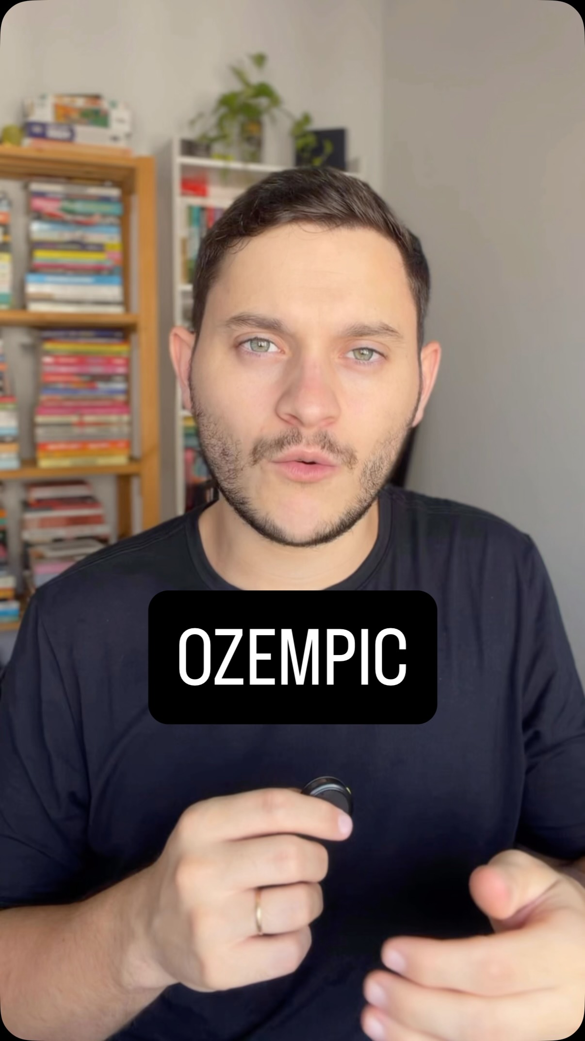 Economistas se preocupam que as consequências econômicas das canetas emagrecedoras (Ozempic, mounjaro, etc) estrague outros setores da economia
As expectativas é que o consumo calórico diminua, reduzindo as vendas de empresas de setores específicos
Parece estranho, mas estudos já apontam esse rumo. Sabia disso?