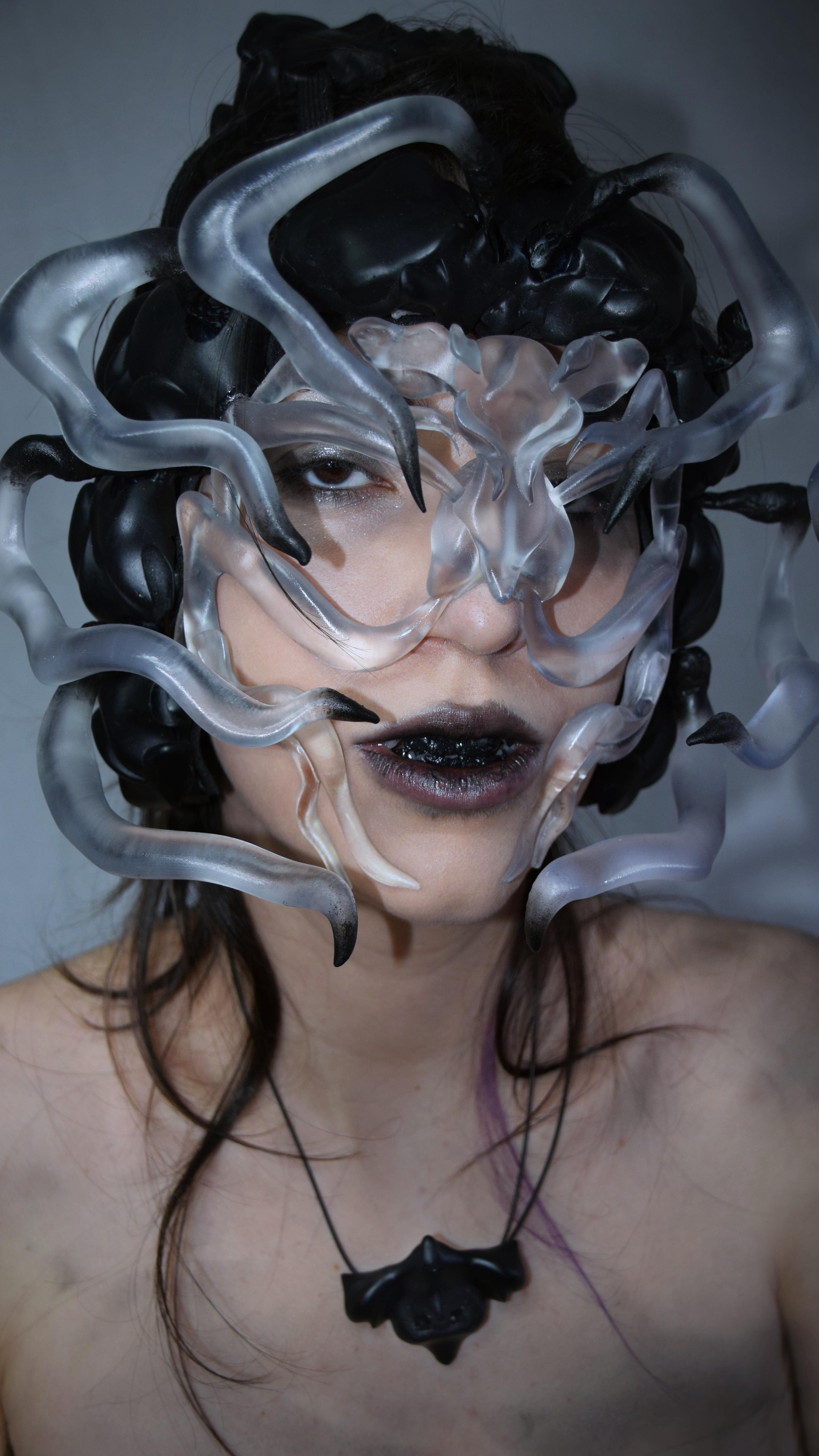 Umbra Armatura
This project started as a way to push myself into something new. Experimenting with scale, structure and robotics.
More soon 🗡️
Robotics: @mikel_ms_
Photography & video: @philefou
#umbraarmatura #wearableart #avantgardefashion #experimentalfashion