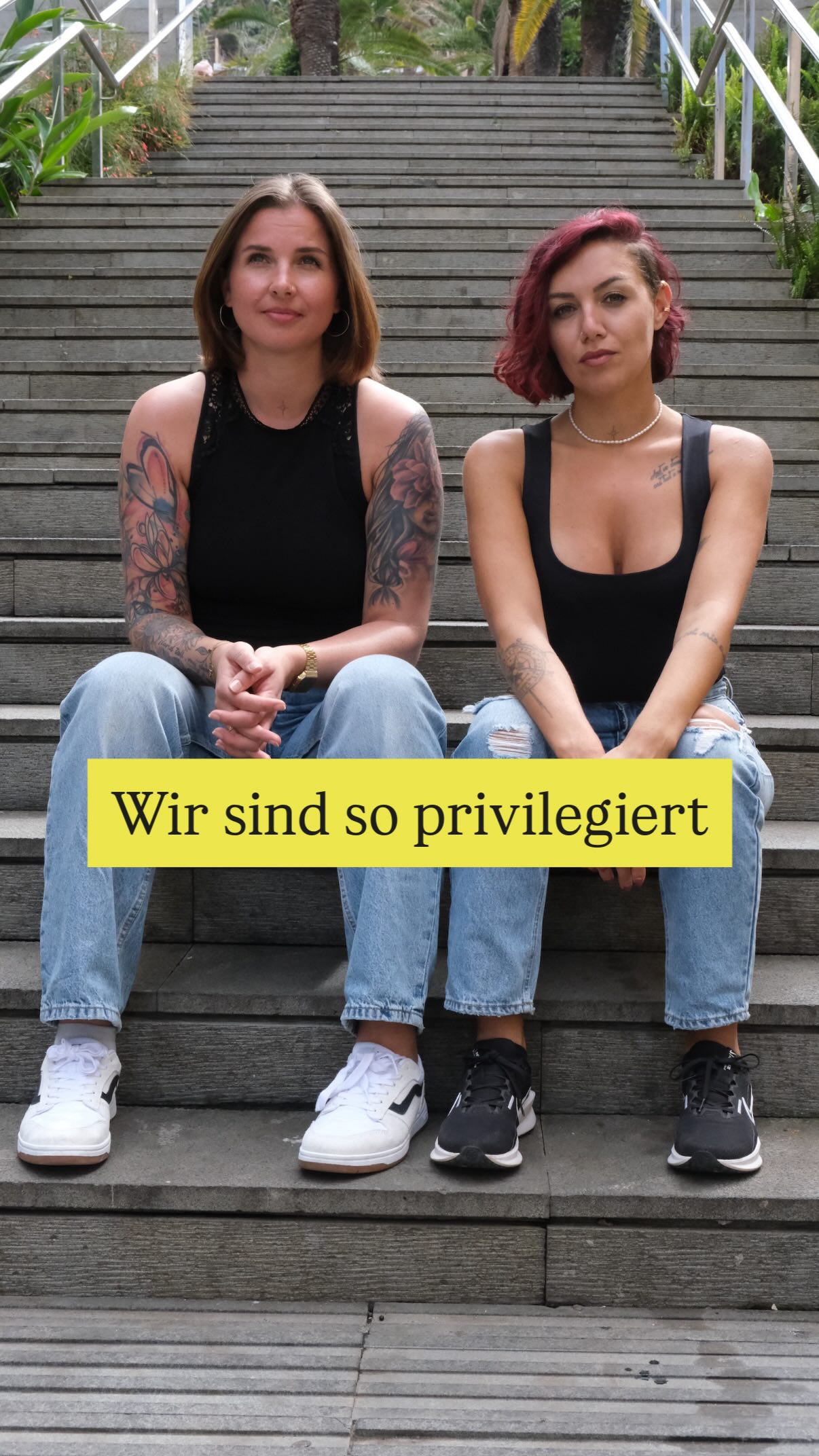 Wir sind so privilegiert!
Weißt du wie viele Frauen nur davon träumen können ein eigenes Business aufzubauen?
WIR haben diese Möglichkeit!
Also lass dich von deinen Mindfucks nicht stoppen und werd erfolgreich! Nicht nur für dich, sondern für all die Frauen da draußen, die diese Möglichkeiten nicht haben!
