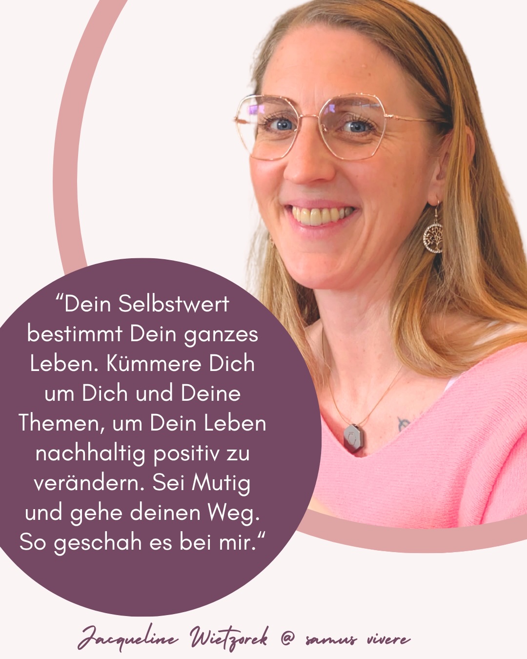 Mein Lebensweg ist einzigartig. Jeder Lebensweg ist einzigartig. Ein kleiner, ehrlicher und intensiver Blick hinter meine Kulissen.
Der letzte Schritt brachte mir unendlich viele Existenzängste und Sorgen mit sich, und doch gehe ich ihn, in Gewissheit, dass Gott und mein Herz mich weiterhin führen werden.
Es gäbe noch soo viel zu erzählen, aber eins ist klar, diese Jahre haben mich sehr geformt und mir ging es noch nie so erfüllend wie aktuell.
Jeder dunkle Nacht der Seele kann Dich weiterbringen, wenn Du es zulässt. Ich bin mittlerweile fast Meister darin, also lass mich Dir den Weg leuchten. 💖
Lass uns gemeinsam weiter wachsen.
Du fühlst auch, dass das Leben doch mehr bereiten hält für Dich? Dann leg los und wir schauen gemeinsam, wie Du Dein Potenzial erfüllst 💖
Kein Thema zu klein, keine Verletzung zu gross, du darfst heilen. Du darfst Du Sein. 💖
#selbstheilung #coaching #lebensweg #alleinerziehend