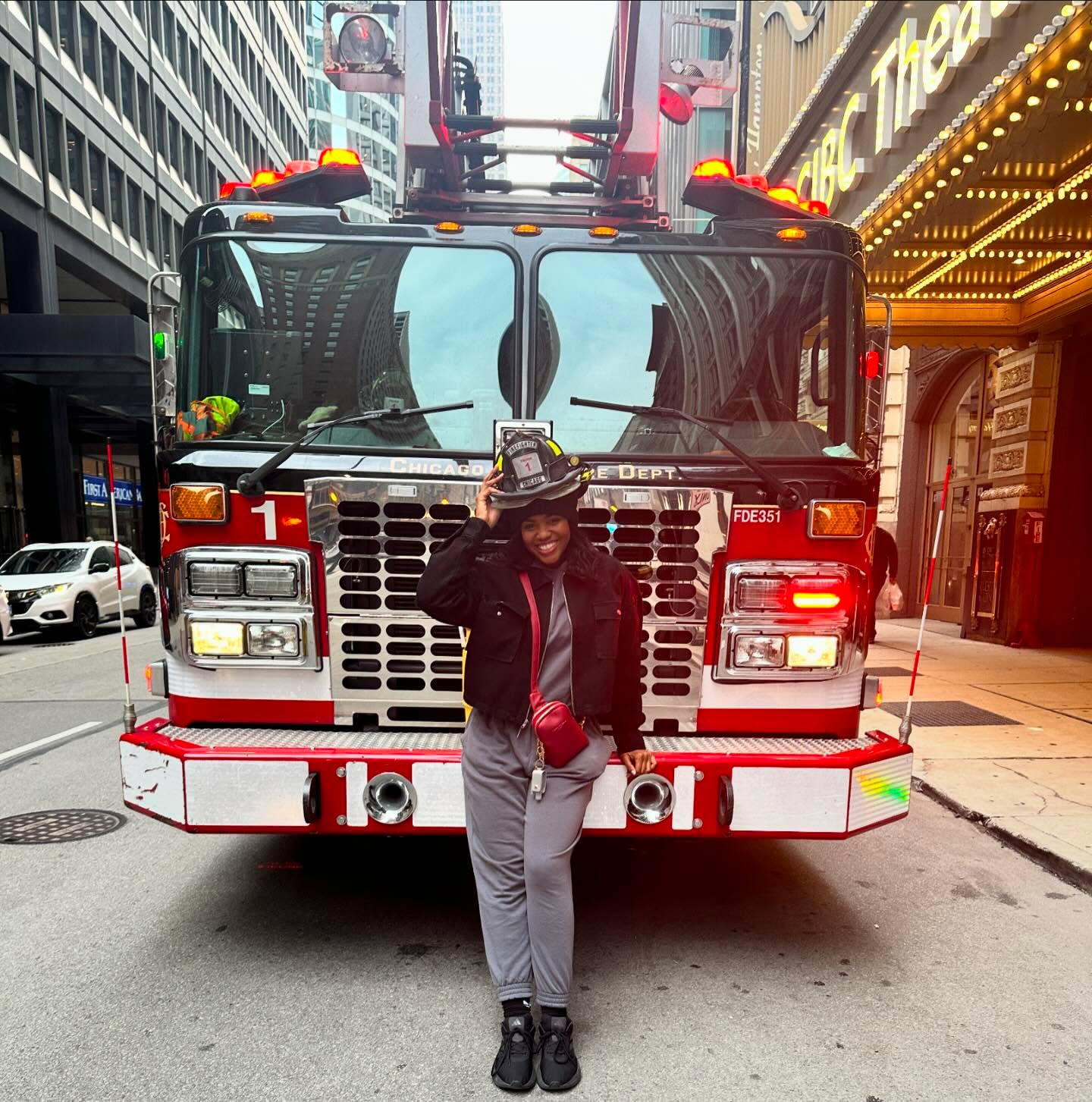 Chicago was 🔥🔥
1. Lived my Chicago Fire dreams thanks to an awesome female Firefighter
2. Interviewed with the legendary Dean Richards for @WGN
3. We made the Chicago Tribune!
4. Architecture boat tour: def recommend!
5. Chicago-style hot dog from Portillo’s #besthotdogever
6. We celebrated 150 shows with another Chicago staple, Garrett’s Popcorn
7. Marianne, Joe & the baby made it to Chicago #iykyk
8. Always here for a gorgeous sunset
#musicaltheatrelife #tourlife #chicago #recap #northcountrytour