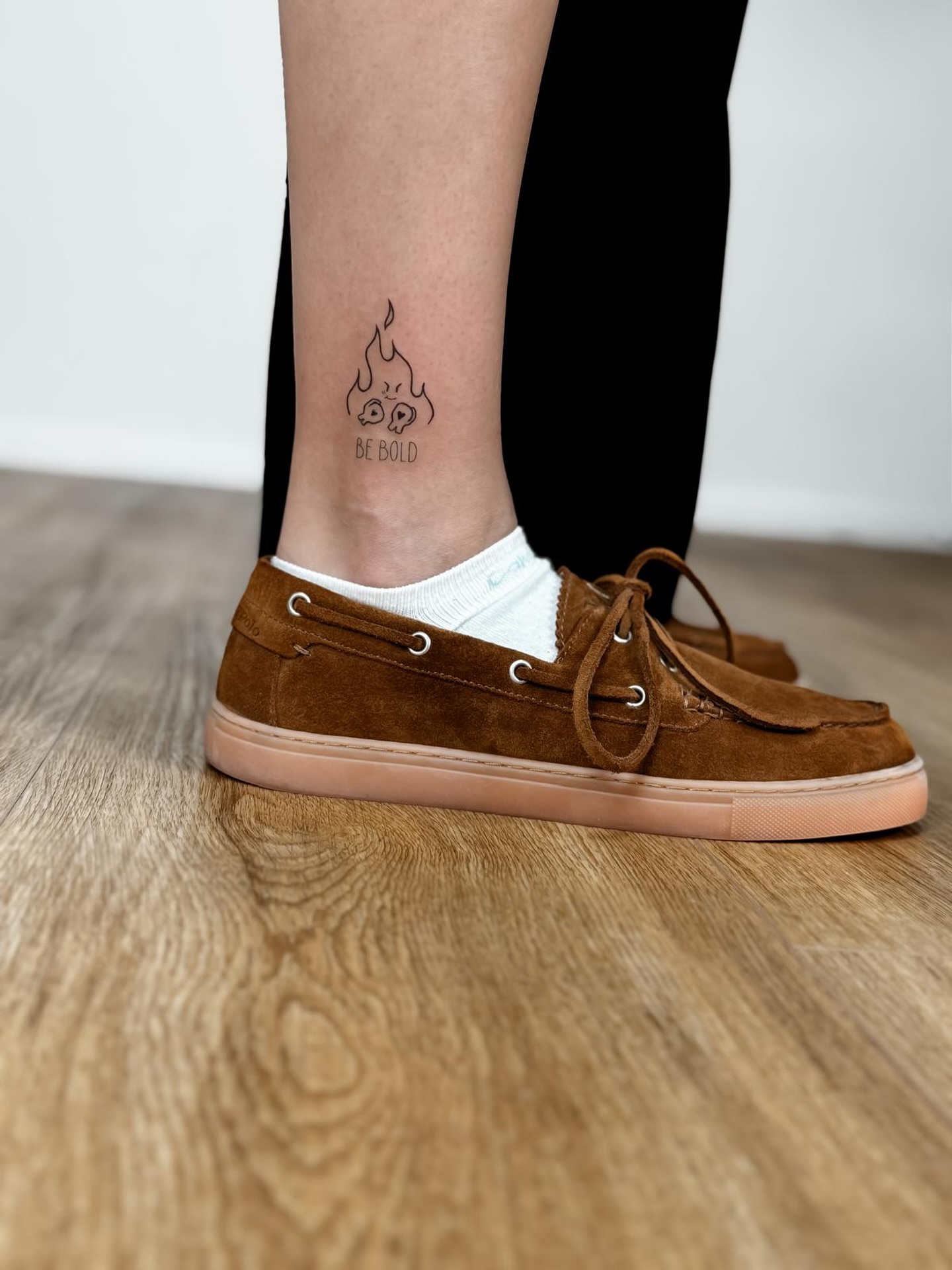 Be bold 😎
Gestochen von @ink.by.leonie
#fineline #finelineaarau #aarau #tattoo