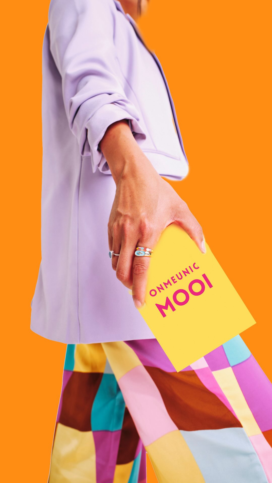 Vrolijk kaartje
🩷🧡💛
Een feelgood merk dat met kleur, humor en lef kleine momenten groots maakt.
De kaart die nooit bij het oud papier komt.
Leuk om te krijgen én om te geven!
Wil jij ook verkooppunt worden? Stuur me dan een DM en ik kom graag langs.
#kaarten #vrolijkkaartje #labelvanloez #twents