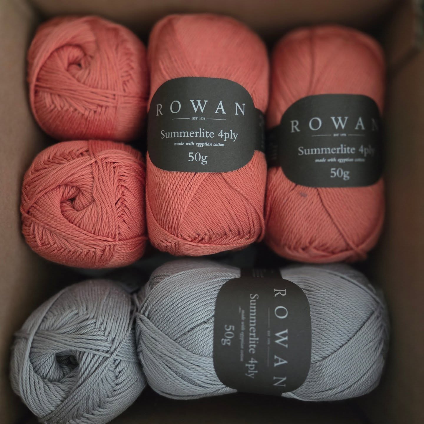 A new box of happiness arrived yesterday from @thegourmetyarnshop 🥰🤩
Getting ready for a summer design with one of my favorite summer yarns: The Rowan summerlite 4 ply, a fingering weight extremely soft cotton 🫠
Next week some new colors arrive to her store, and I am playing with an idea to add a high-contrast pop of color to this kind-of-neutral combo.
Which color would you add?
My thoughts are: light-mustardy-yellow / cool light lilac / cool light minty-green
Or, should I go with hight contrast burgundy/ cobalt blue / eggplant purple?
Still thinking about it 😁 I'll make some drawings, and decide.
Love the beginning of something new 🥳
#summeryarn #summerknit #summerknitting