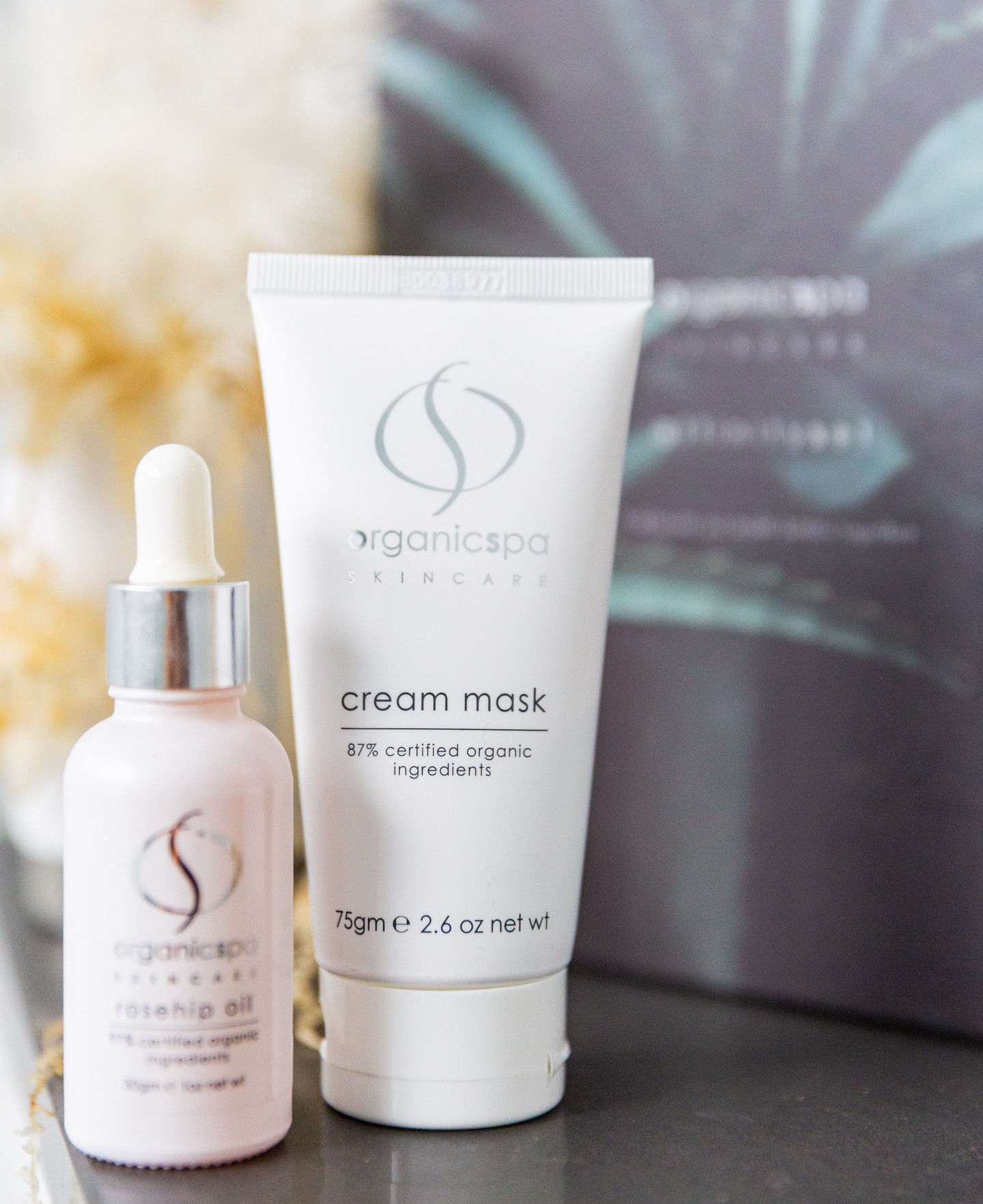 A little autumn skin tip from us to you!
As the cooler weather starts creeping in, your skin is probably already asking for a bit more hydration. One of our favourite tricks in the salon, and one we genuinely use at home too, is mixing a couple of drops of the OrganicSpa Rosehip Oil into the OrganicSpa Cream Mask and leaving it on overnight.
The result is deeply nourished, plump skin by morning. No complicated routine, no fuss. Just two products working together to give your skin exactly what it needs heading into the cooler months.
It is the kind of thing we do in the treatment room and now you can do it at home too.
OrganicSpa Rosehip Oil | $60 OrganicSpa Cream Mask | $60 Both available in salon and online at ramai.com.au