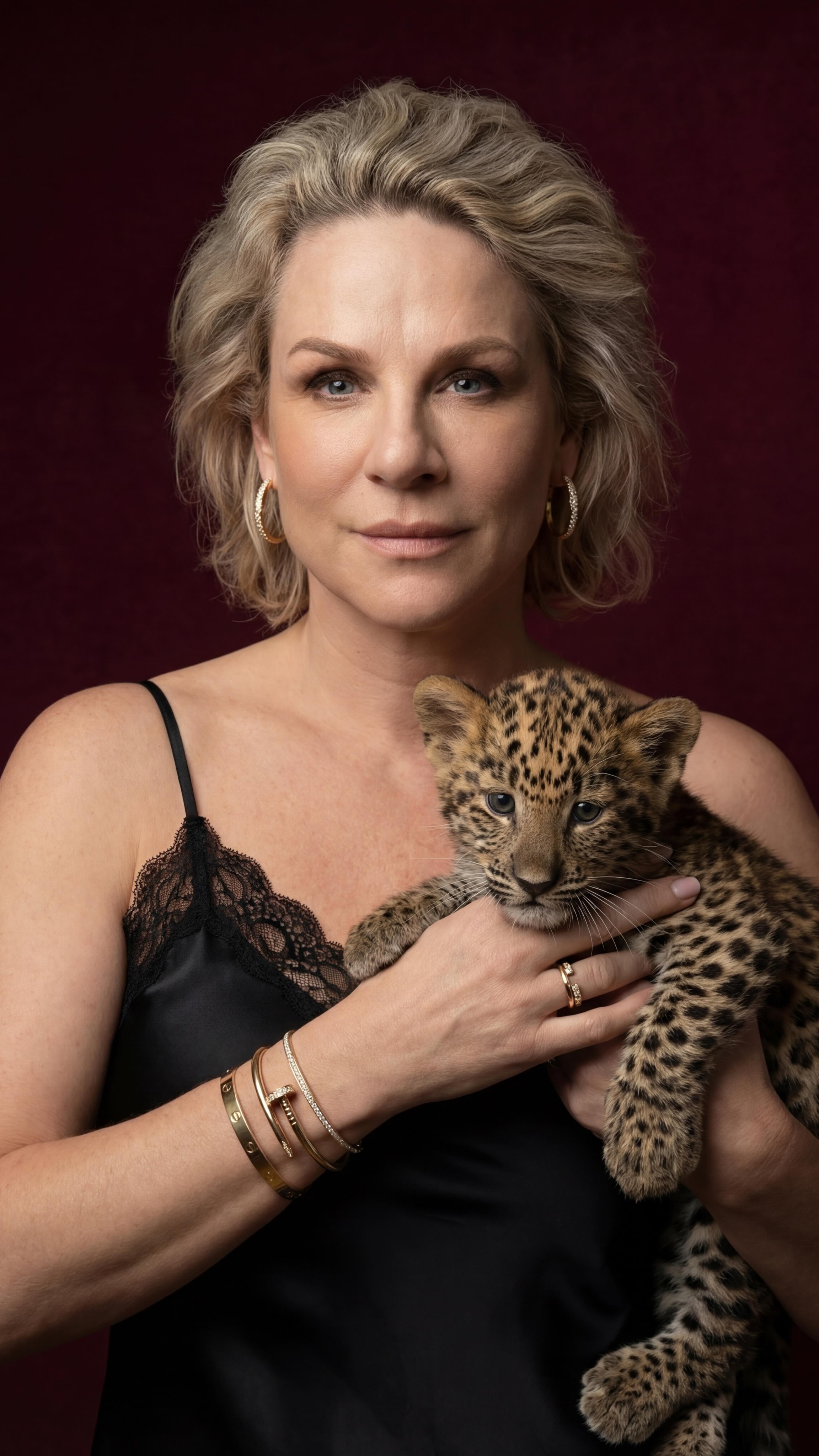 Already stunning… now glowing effortlessly ✨
Just a touch of semi-permanent magic 💫
Makeup which lasts always
#blondyandgirls #frimley #camberley #aldershot #bracknell