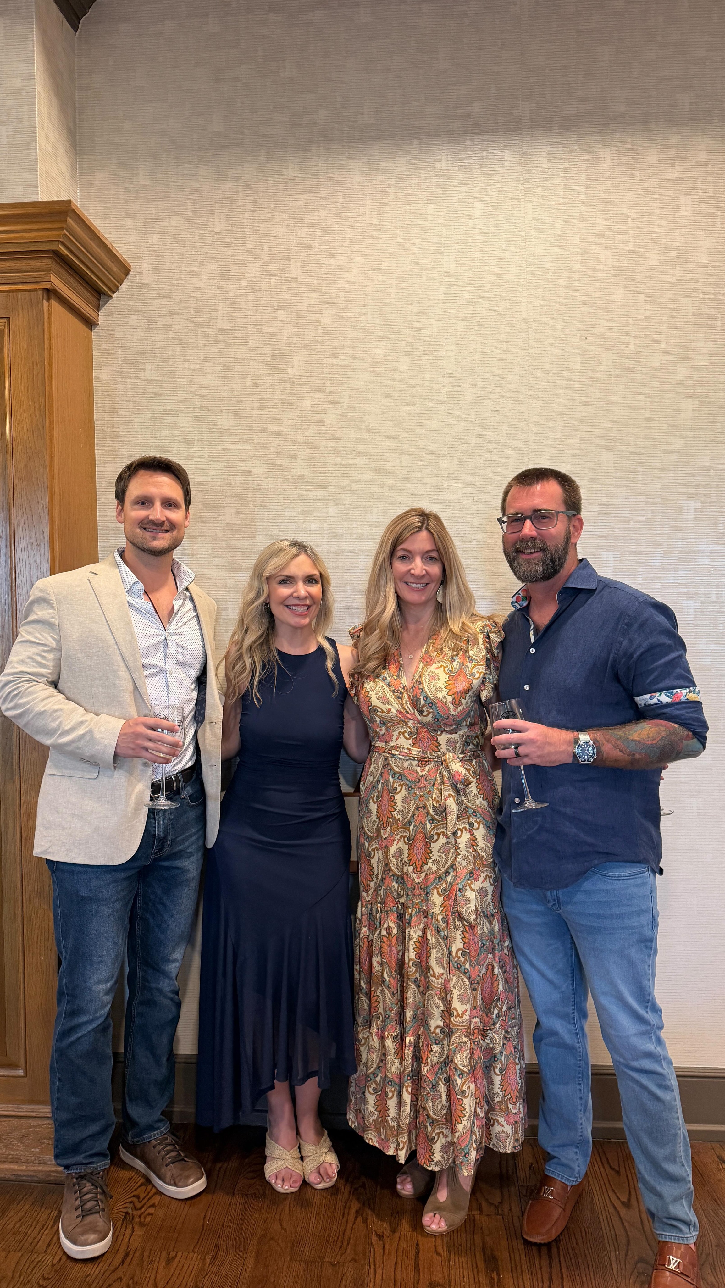 Still smiling from last night 🍷✨
The HHI Wine Fest at the Country Club of Hilton Head is one of those nights that reminds you why people fall in love with this area, beautiful setting, incredible wine, and even better people.
This is the real Lowcountry lifestyle… not just where you live, but who you get to do life with.
If you’ve ever thought about calling Hilton Head home, this is your sign.