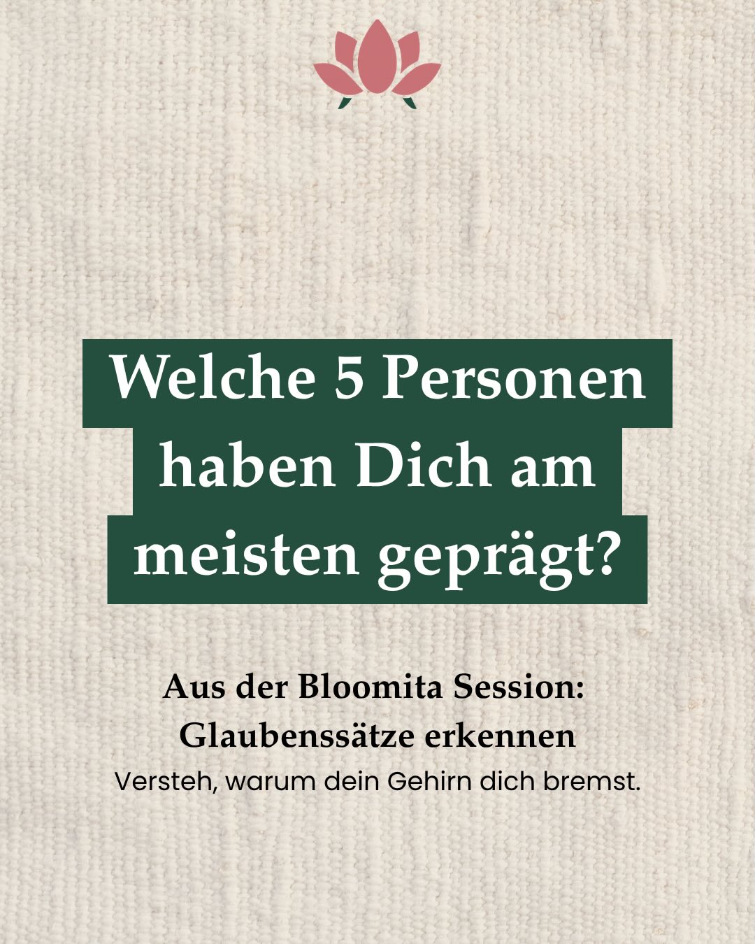 Welche 5 Personen haben dich am meisten geprägt?
Eine Frage aus Nicoles Bloomita-Abend und eine, bei der es im Raum plötzlich sehr still wird.
Unsere Glaubenssätze entstehen nicht im Vakuum. Sie kommen von Menschen, Erfahrungen, Sätzen, die wir irgendwann gehört haben und nie wieder losgelassen haben.
Genau das schauen wir uns an einem Bloomita-Abend mit Nicole gemeinsam an.
90 Minuten. Bei dir zu Hause. Mit deinen Freundinnen.
Für alle, die als Gruppe zusammen wachsen wollen: Ab aufs Sofa. 🛋️🌺
Alle Infos per Mail. Link in Bio