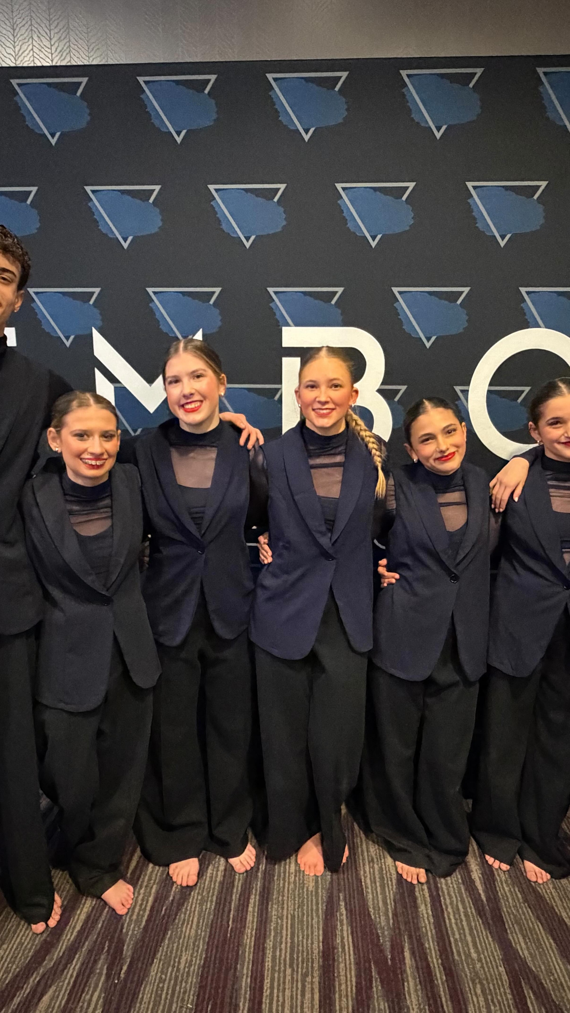 It’s Been a Year 🤍💙🖤
Performed by our Parallel Company and choreographed by Alexa Luke, this piece truly stayed with us. A tearjerker in every sense, this group poured their hearts into every moment showing emotion, love, support, and unwavering encouragement for one another.
There’s something incredibly special about this team… and this piece will forever live in our hearts. A season we’ll never forget, and a feeling we’ll always carry.
Choreography @alexapuke
Dancers: @gavinng28 @skye.dancer14 @adrianalynn_dancer @kayla_w_dances @addison_dances09 @dancewithagracie_08 @pnut.h2612 @delaney.hope18 @christinab_16
Thank you @alexapuke for your vision, your artistry, and for bringing out something so powerful in our dancers.
Season Recognitions 💫
@artistssimplyhuman Judge's Choice Award
@reveldanceconvention Ultimate Revel Medal - 7th overall Teen Small Group
@embodydanceconference It's Your Time - 2nd overall teen evolve small group - Outstanding Technique Award - Nationals Award
#trainandgrow #dancers #step1dance2 #performance #dancestudio