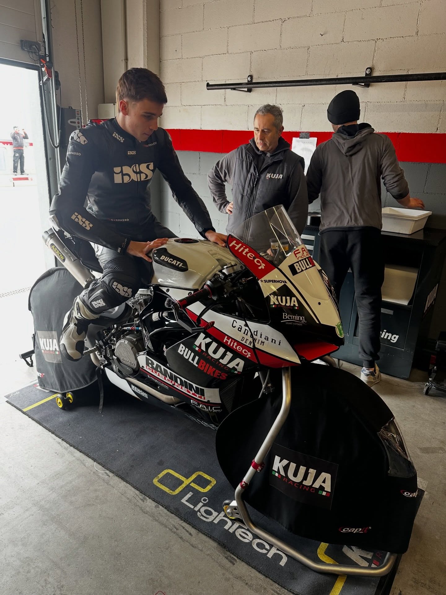 Little inside from the past few weeks
Enjoying the way🧠💪🏽