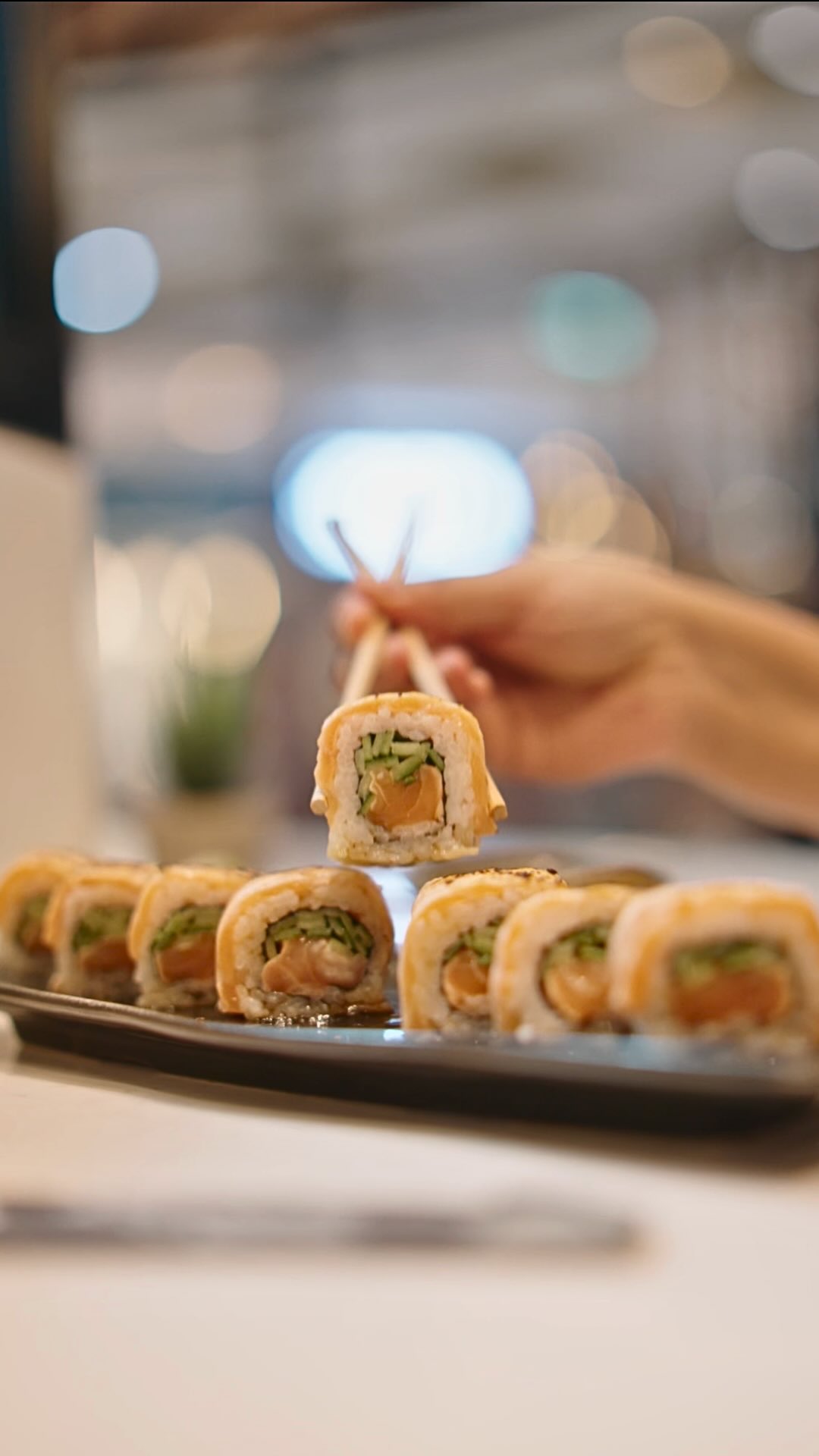 Blink and it’s gone 👀
That’s how fast our salmon tataki disappears.
If you don’t… you’re late.
✨ Dine in or takeaway now
#miyabisushi #dubaifood #sushidubai #sushilover