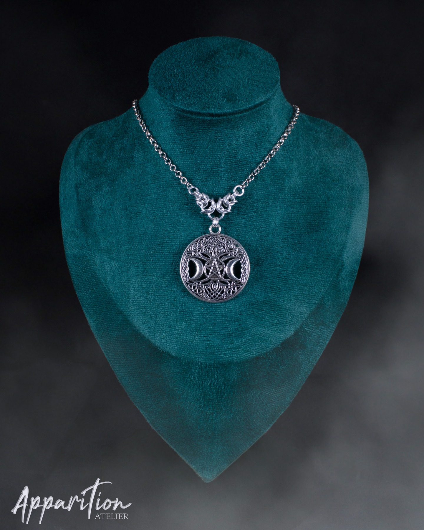 ⚔️ Rowen Chainmaille Necklace
⛓ R180
Available now at www.apparition.co.za
#apparitionatelier #handcrafted #modernmedieval #chainmaille #jewellery